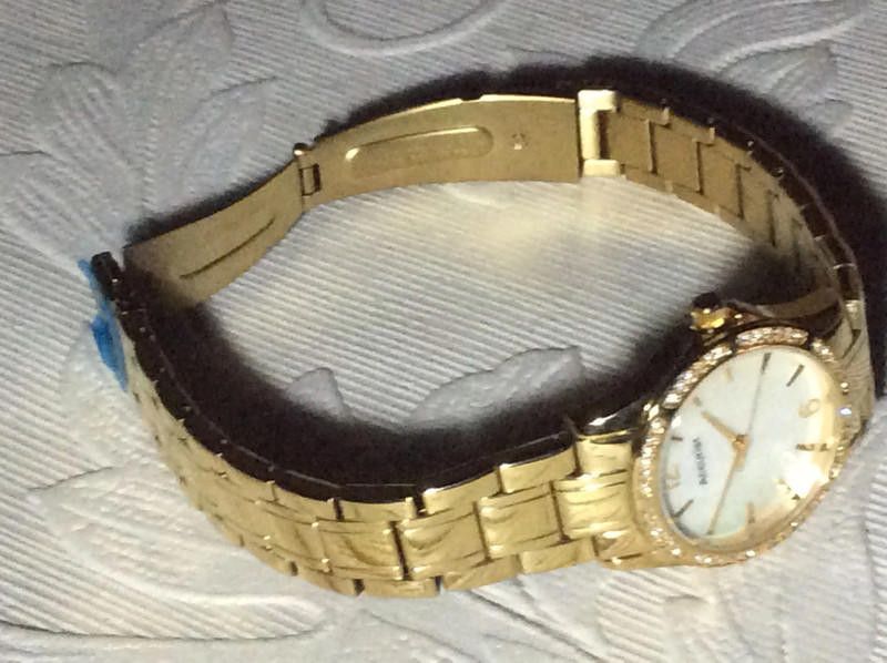 Designer Accurist ladies gold bracelet watch Size ONE SIZE - 8 Thumbnail