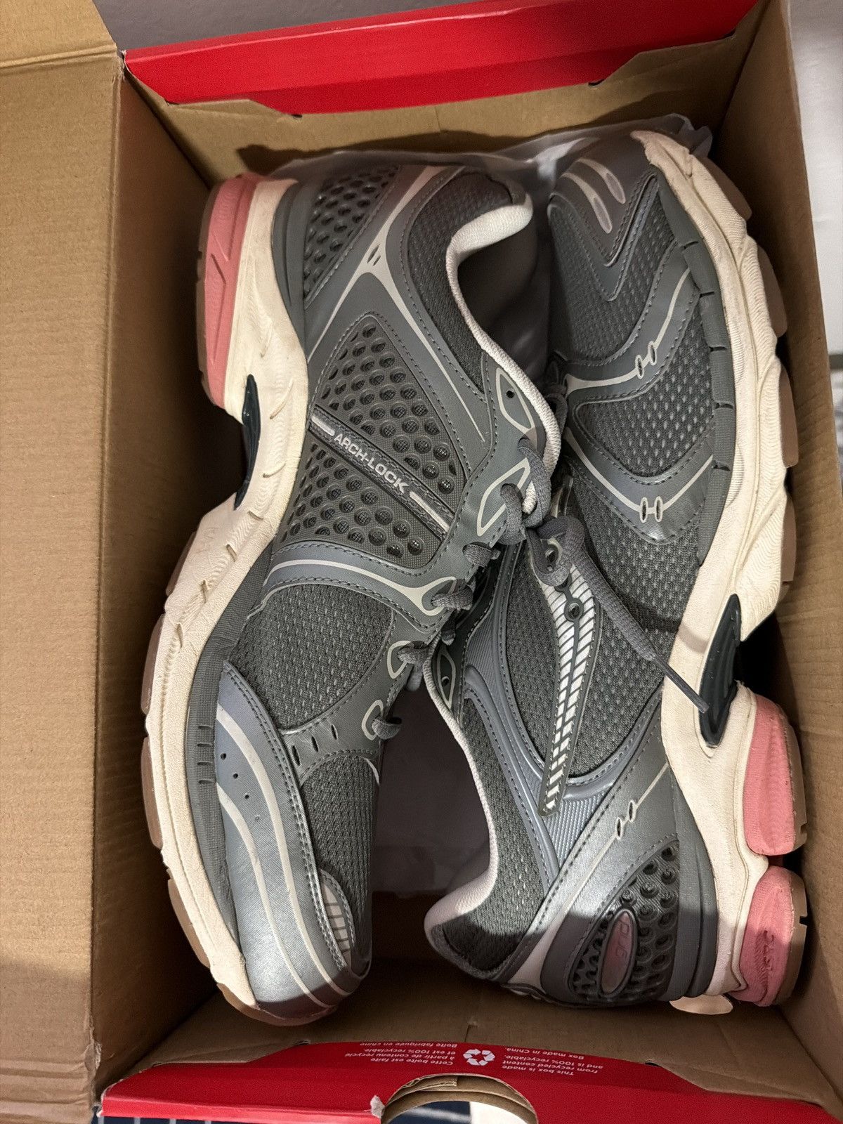 Saucony Saucony progrid sise 14 Size US 14 / EU 47 - 2 Thumbnail