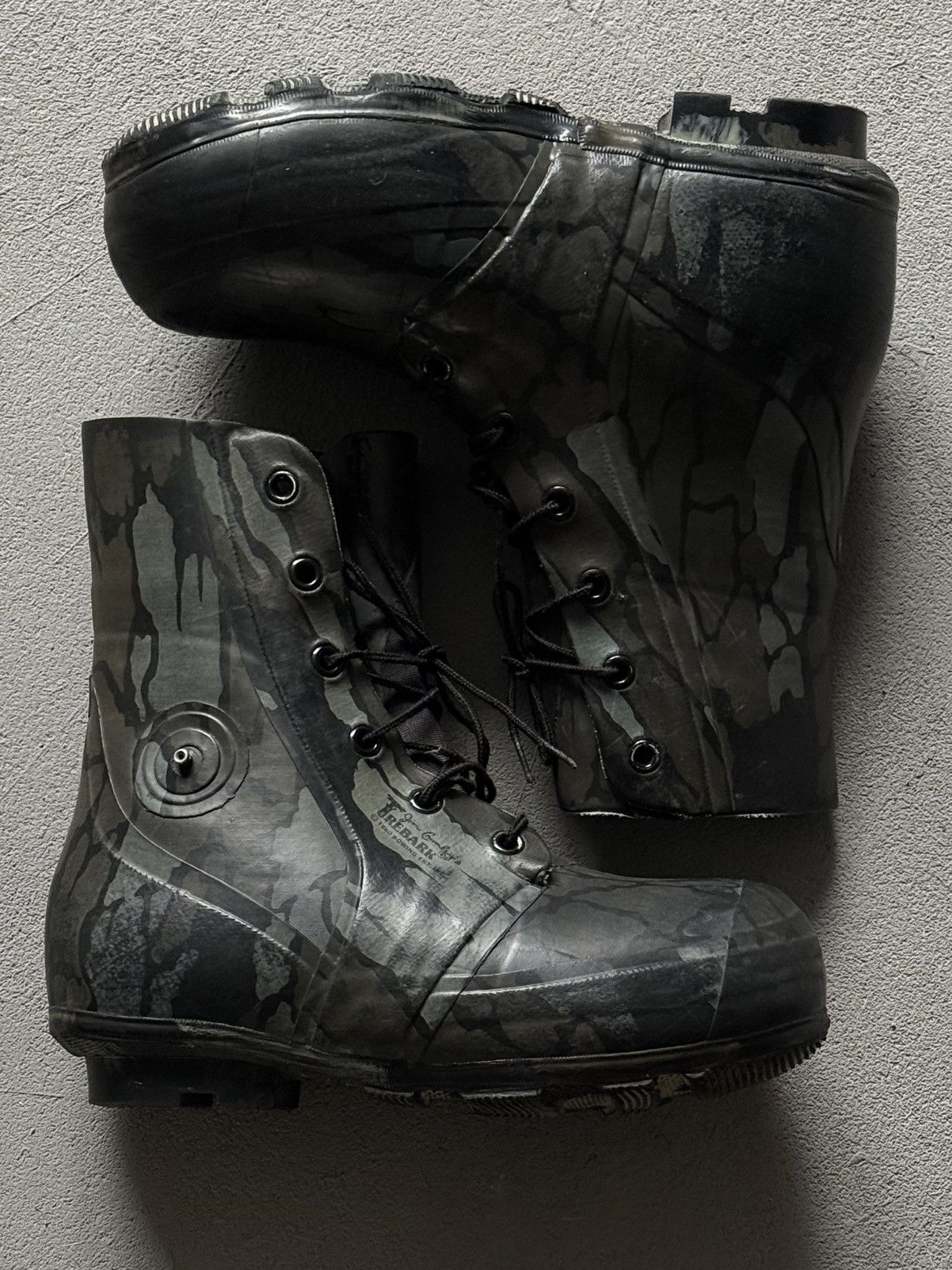 Bata Rare U.S. Military Extreme Cold Bata Camo Boots Size US 9 / EU 42 - 3 Thumbnail