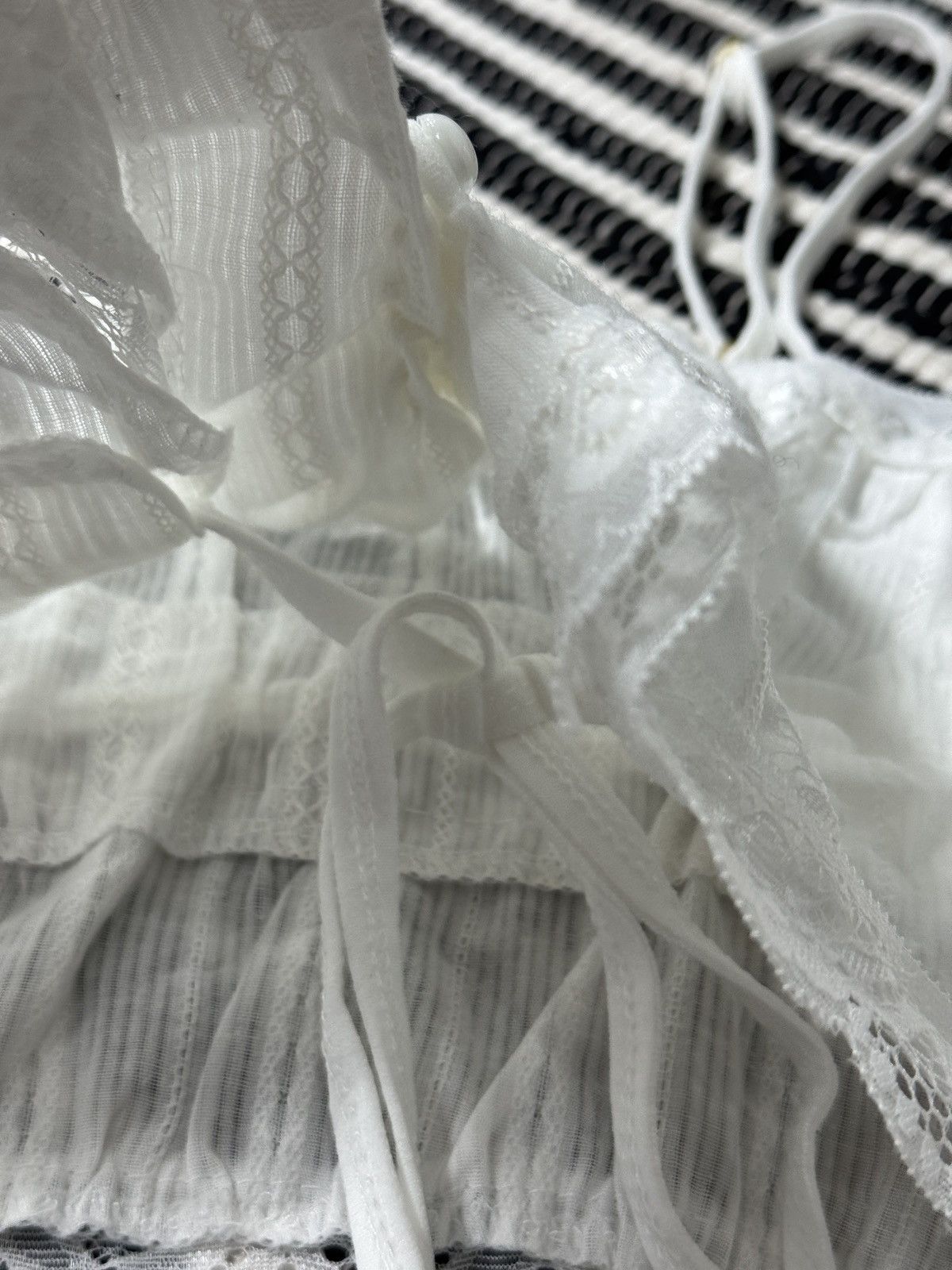Other VINTAGE WHITE LACE SLEEPWEAR SET Size ONE SIZE - 6 Thumbnail