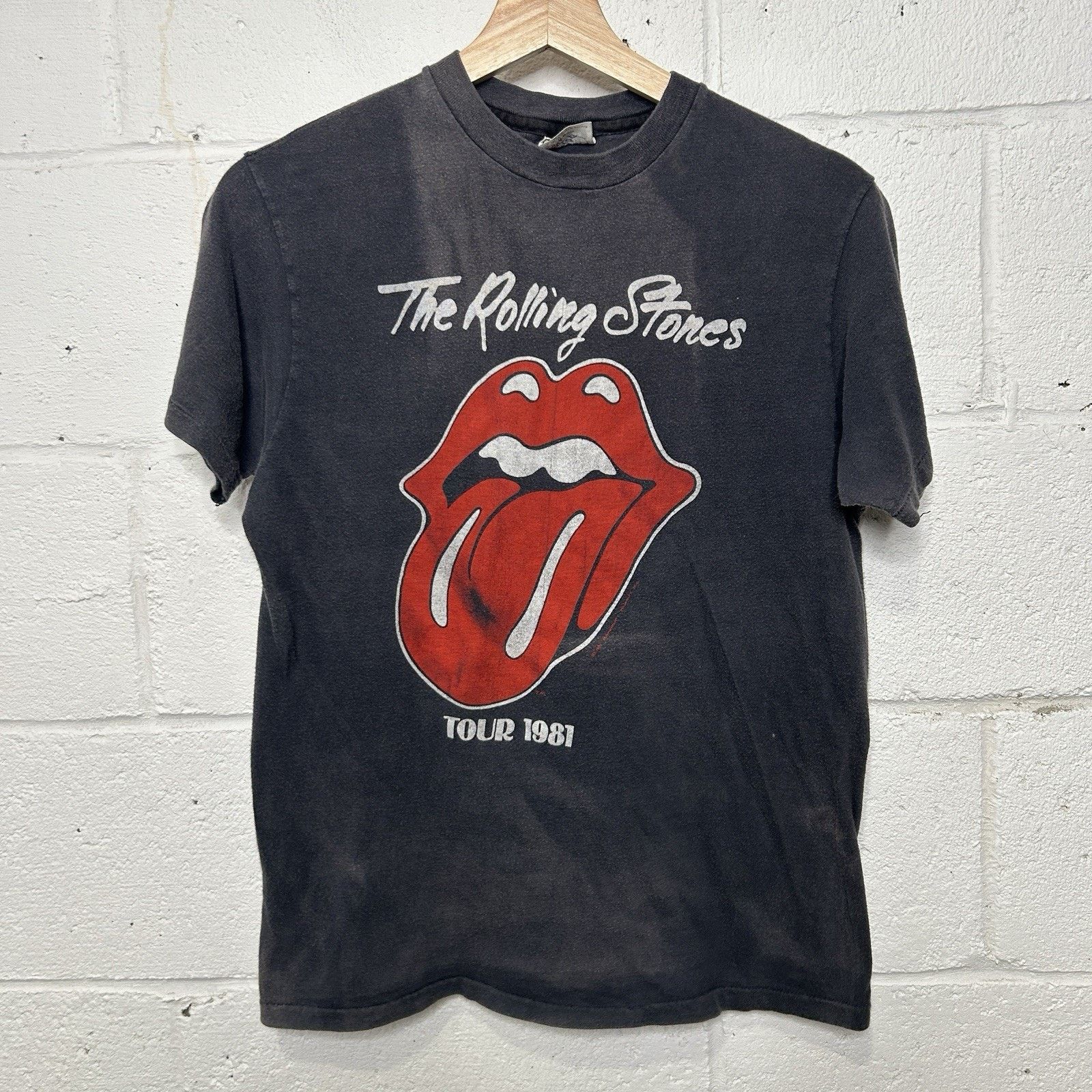 The Rolling Stones Vintage 1981 The Rolling Stones Tongue Tour Shirt By Hanes Size US S / EU 44-46 / 1 - 1 Thumbnail
