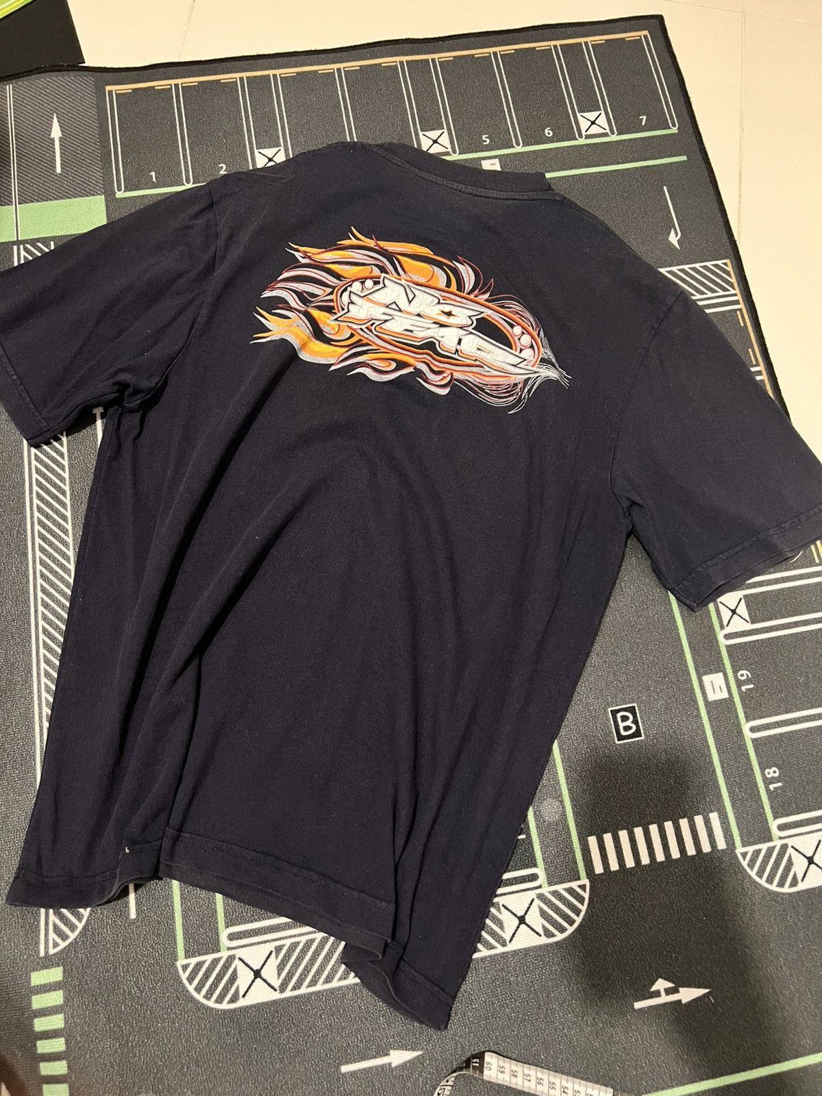 No Fear vtg y2k no fear flame Size US M / EU 48-50 / 2 - 3 Thumbnail