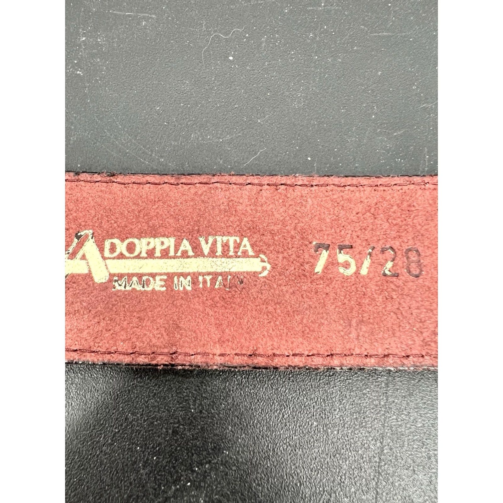 Vintage VINTAGE Doppia Vita Brown Leather Belt Gold Buckle Made In Italy Belt Women One Size Brown Western Buckle Adjustable Textured Size ONE SIZE - 4 Thumbnail