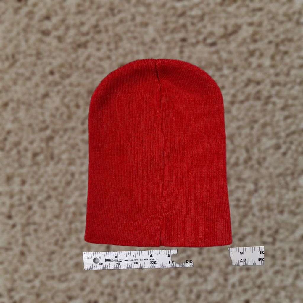 Vintage Unbranded Beanie Adult One Size Red Knit Acrylic Skate Beanie Cap Casual Everyday Winter Mens Womens Boys Girls Size ONE SIZE - 1 Thumbnail