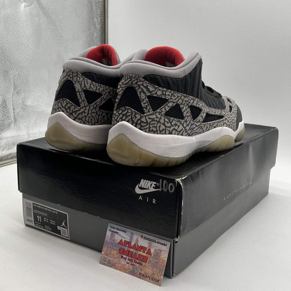 Jordan Brand Air Jordan 11 low IE black cement Size US 11 / EU 44 - 5 Thumbnail
