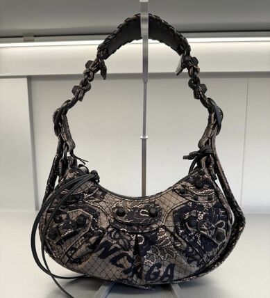 Balenciaga le cagole xs shoulder bag in black dentelle and beige nappa lambskin Size ONE SIZE - 1 Thumbnail