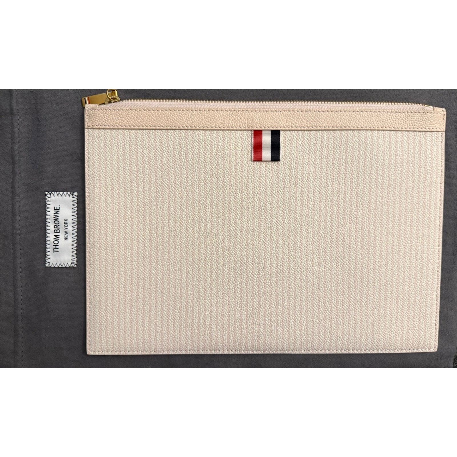 Thom Browne NWT THOM BROWNE $900 Leather Document Holder, Italy Size ONE SIZE - 4 Thumbnail