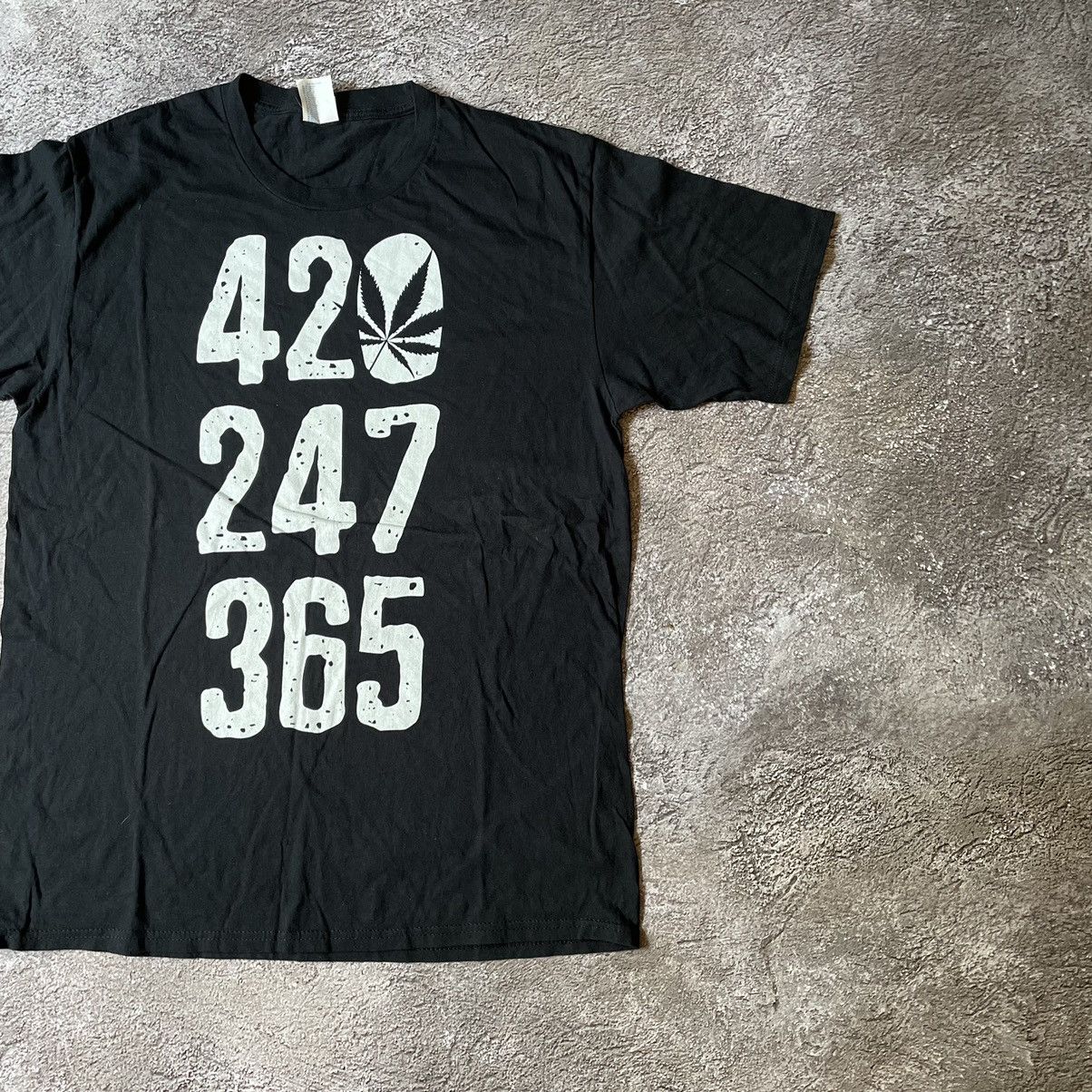 Vintage Vintage Y2K Graphic Tee 420 247 365 Streetwear Skate Slim XL Size US XL / EU 56 / 4 - 2 Thumbnail