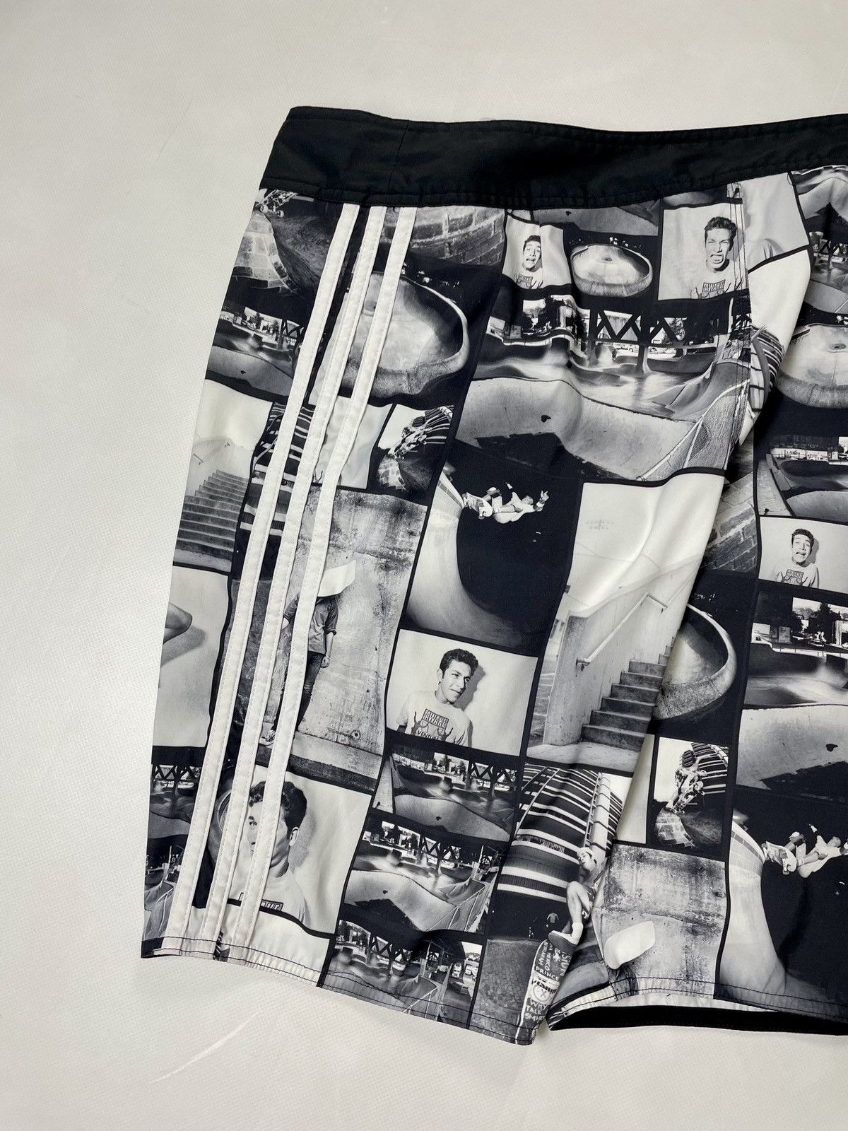 Adidas 👽RARE👽 Adidas Herren Grant Bade shorts Size US 33 - 7 Thumbnail
