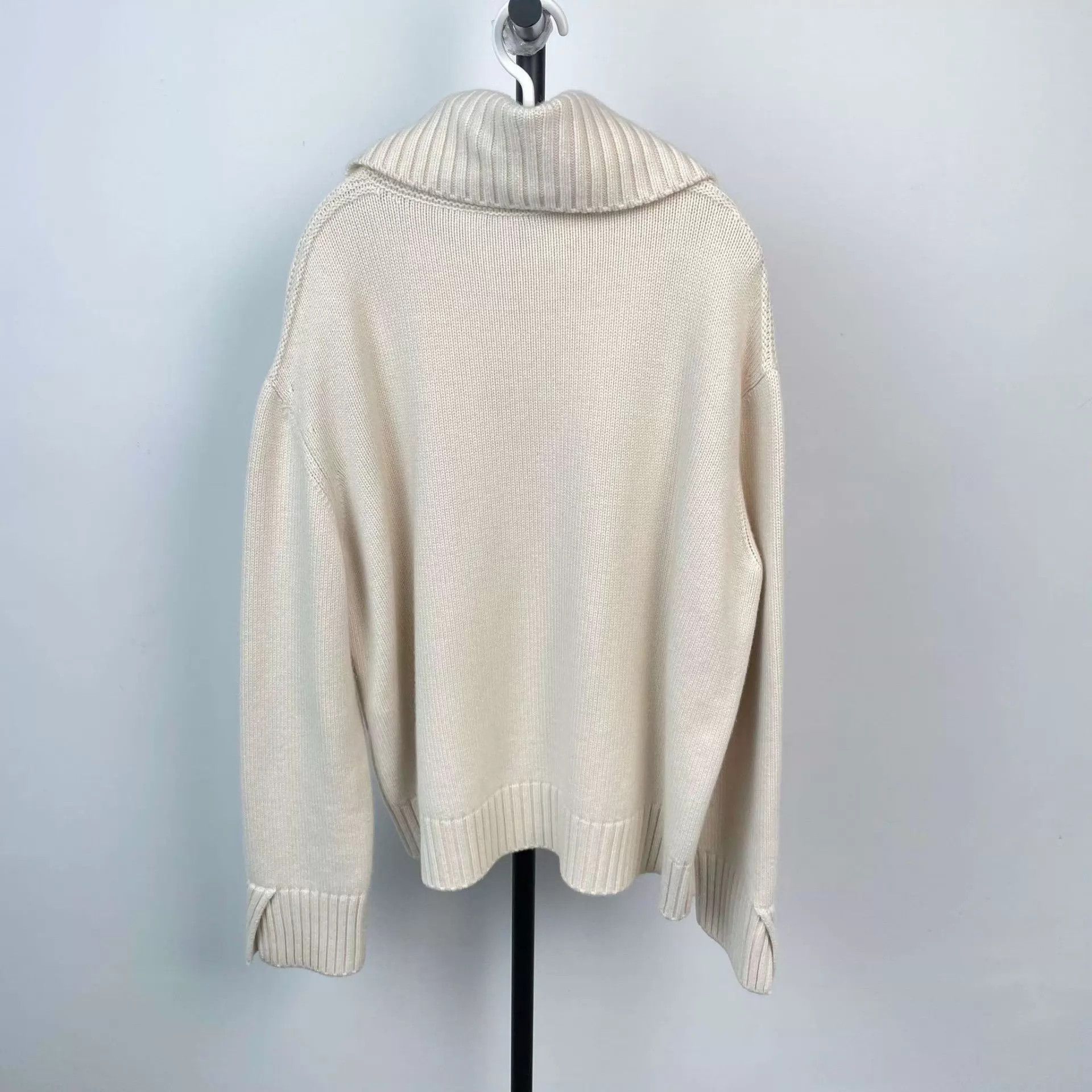 Loro Piana Loro Piana Cashmere Half-Zip Cardigan L White Size US L / EU 52-54 / 3 - 2 Thumbnail
