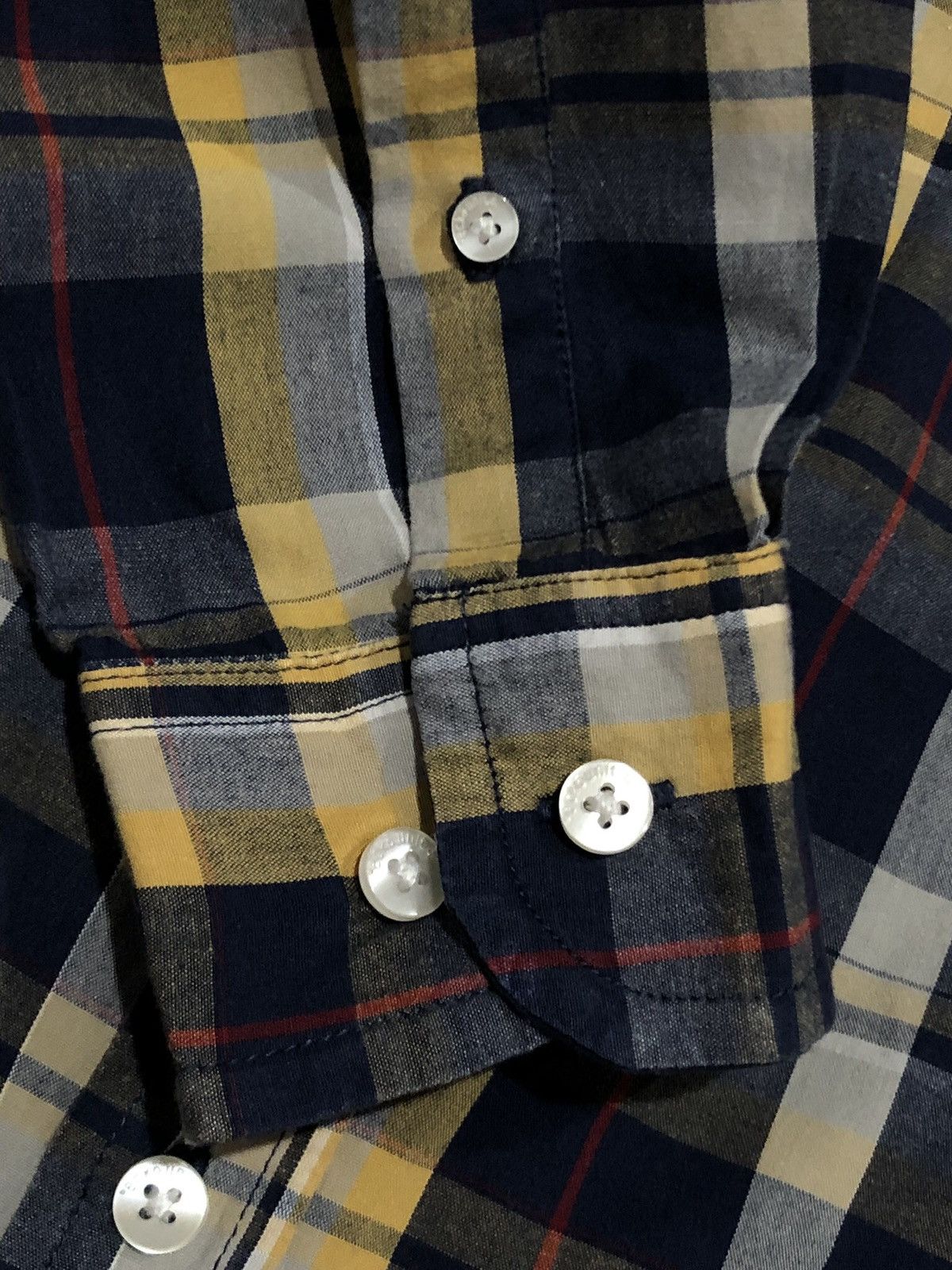 Ecko Unltd. × Vintage Vtg Y2K Ecko Unltd “The Dwyer” Plaid Button Up Size US L / EU 52-54 / 3 - 4 Thumbnail