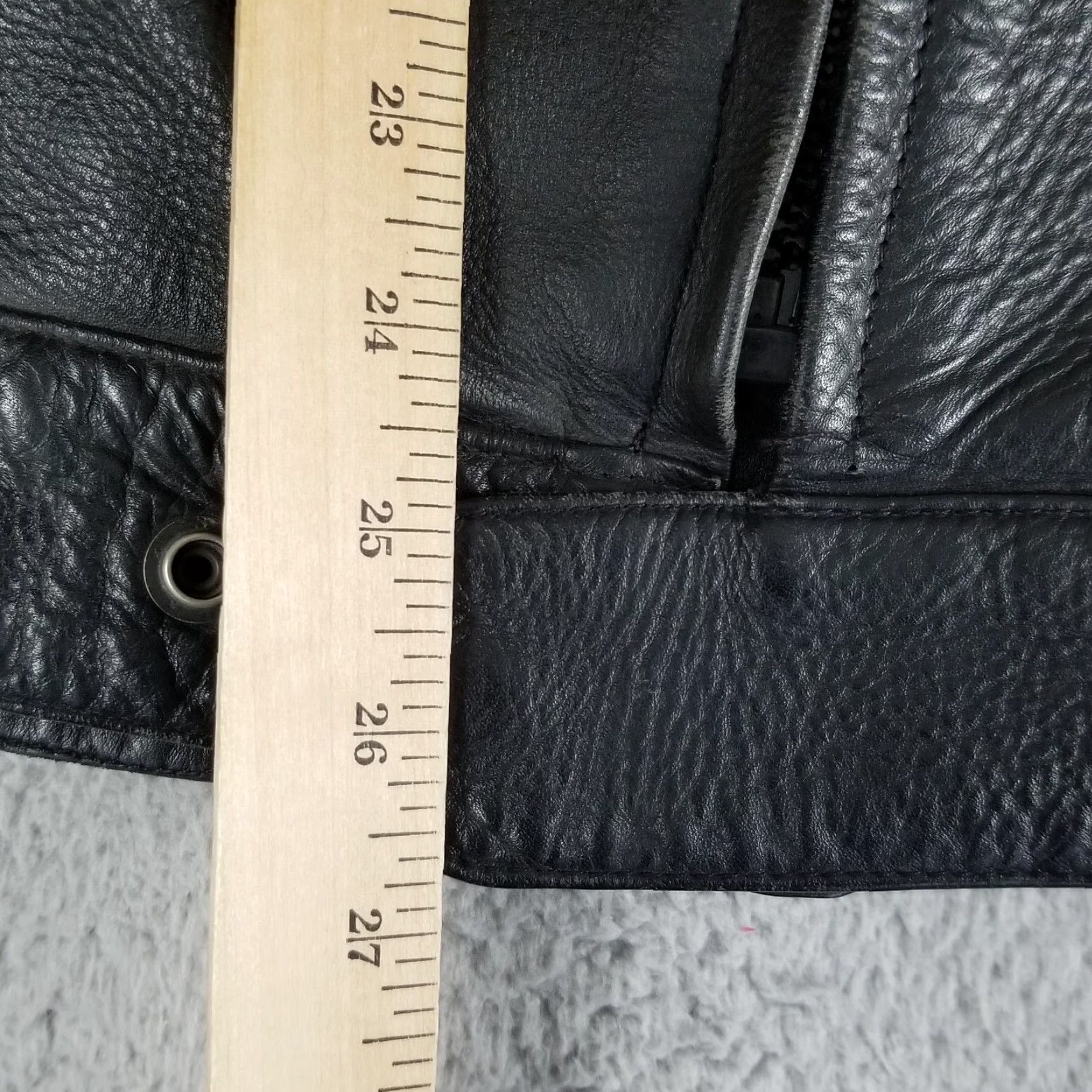 Vintage VTG Vetter Leather Motorcycle Jacket Men XL Cafe Racer Black Zip Cuff Aug. 1993 Size US XL / EU 56 / 4 - 4 Thumbnail