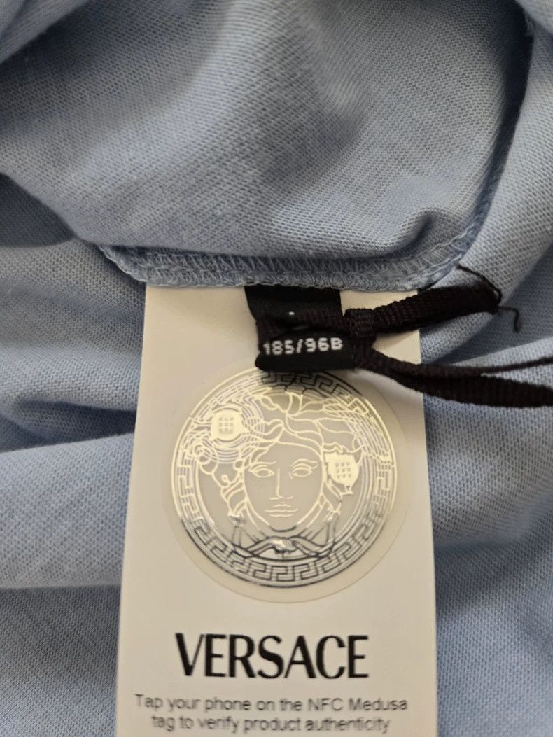 Versace Versace Men's embroidered logo T-shirt Size US XL / EU 56 / 4 - 3 Thumbnail