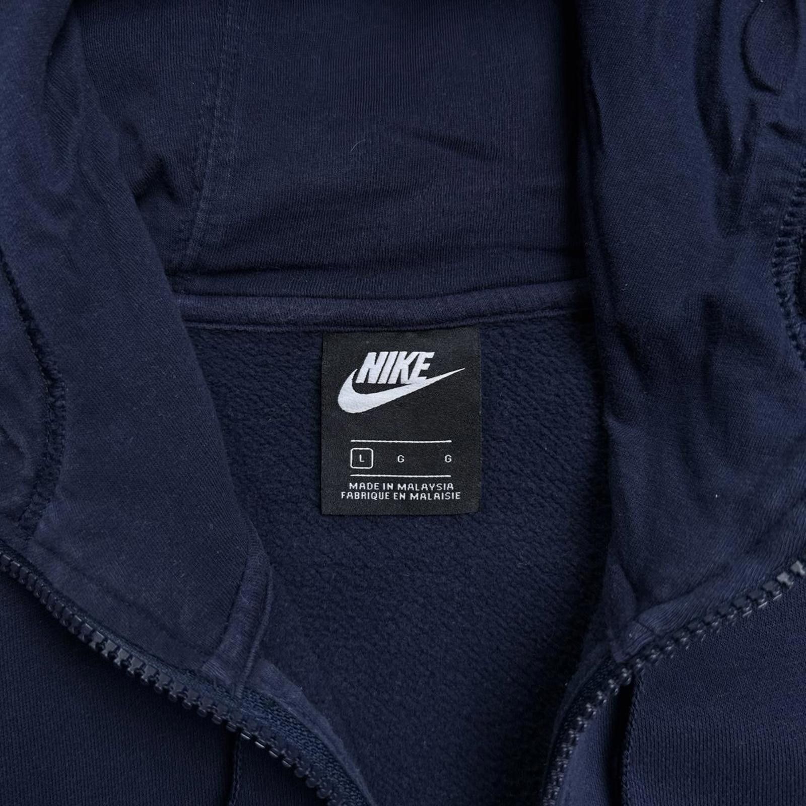Nike Y2K Nike 00s Navy Zip Up Hoodie Jacket Size US L / EU 52-54 / 3 - 3 Thumbnail