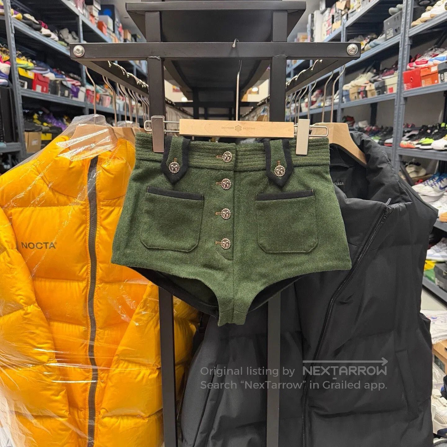 Miu Miu Miu Miu Army Green Wool Shorts. Size 37" - 1 Thumbnail