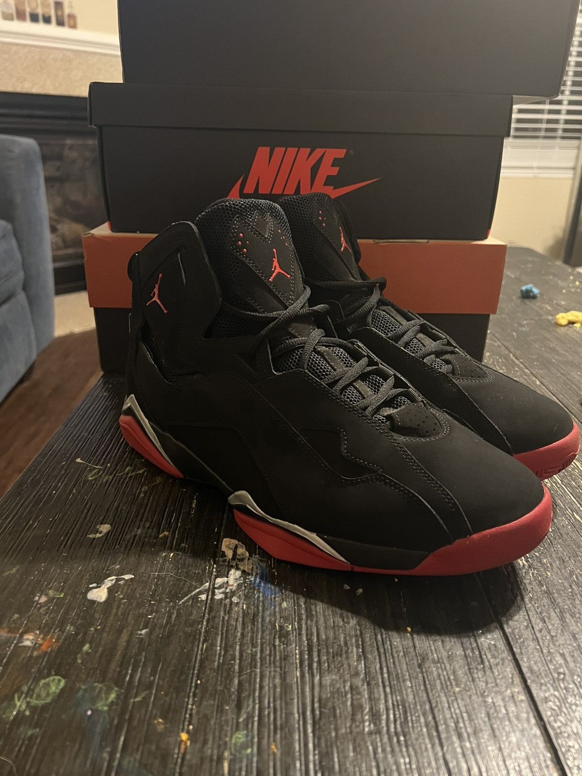 Jordan Brand Jordan True Flight Black Gym Red Size US 11.5 / EU 44-45 - 2 Thumbnail