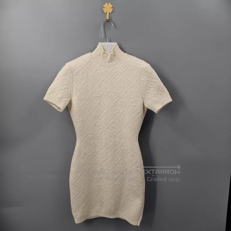 Fendi Fendi Off-white embossed full-printed logo dress Size XS / US 0-2 / IT 36-38 - 1 Thumbnail