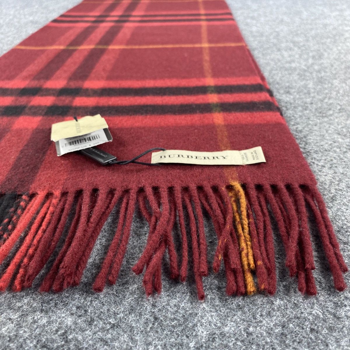 Burberry Burberry Scarf # Muffler # Neckwear # D676 Size ONE SIZE - 11 Thumbnail