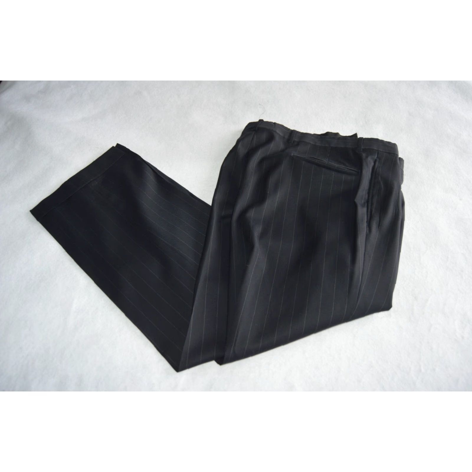 Jos. A. Bank Jos A. Bank Men's Pants Size 36R Black Wool Striped Size US 36 / EU 52 - 2 Thumbnail