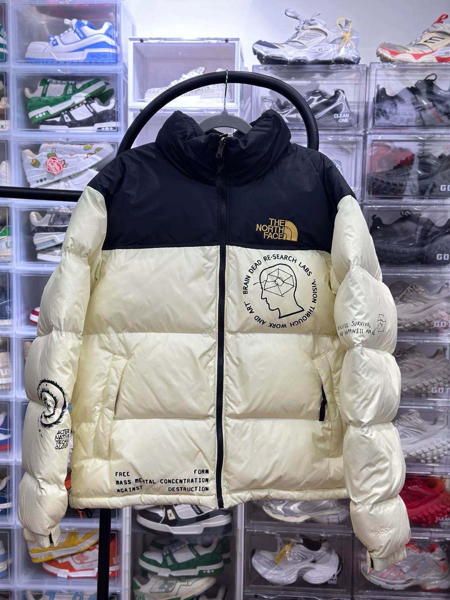 The North Face The North Face Collab Beige Heavy Coat M Men Size US M / EU 48-50 / 2 - 1 Thumbnail