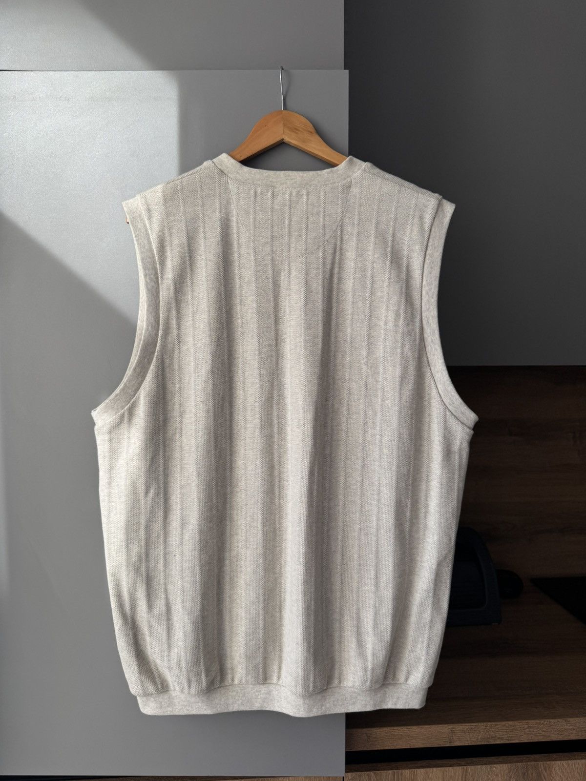 Nike Vintage Nike Golf Vest Streetwear Sportswear Hype 90s Size US XL / EU 56 / 4 - 3 Thumbnail