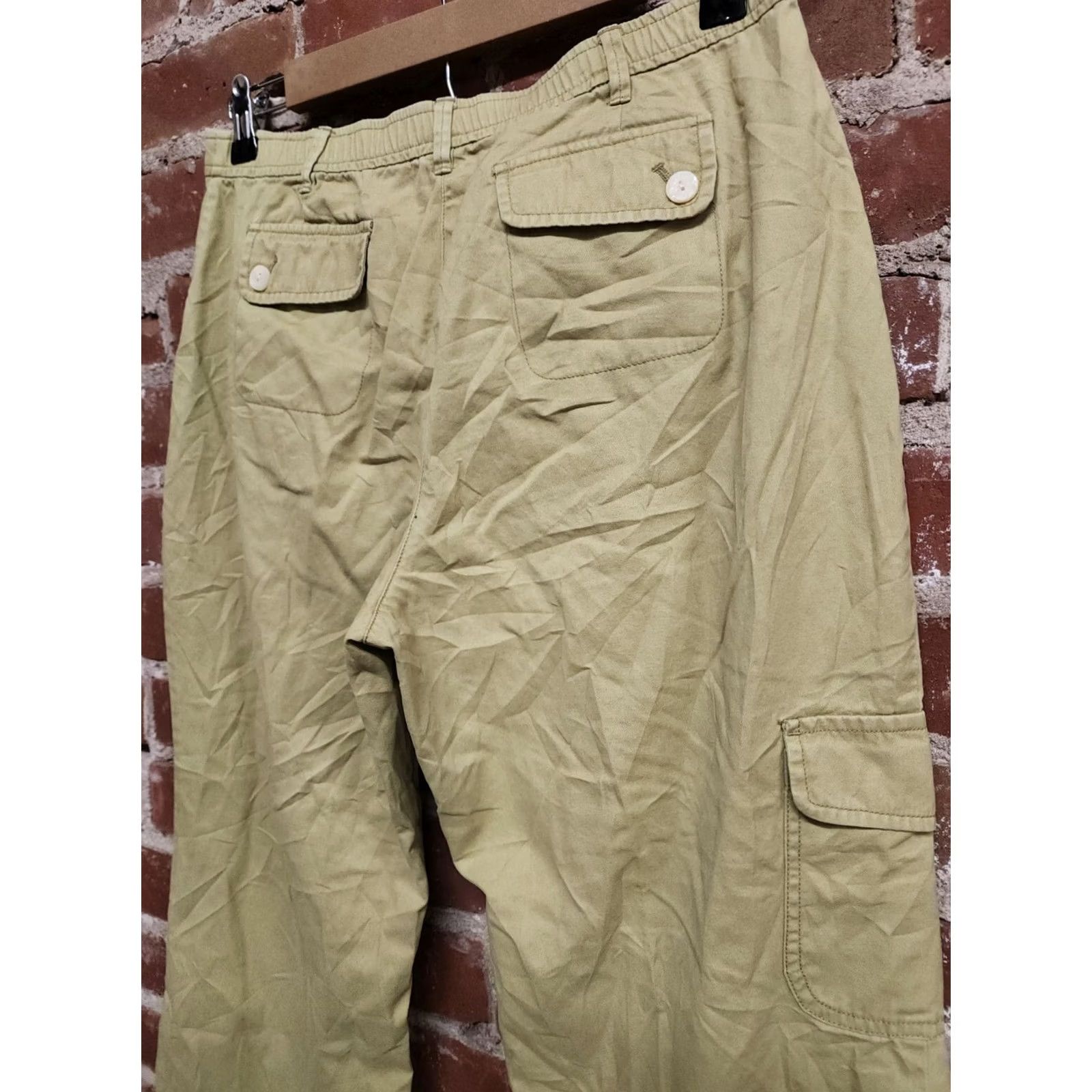 J. Jill J. Jill Capri Pants Women 8P Petite Solid Olive Twill Cotton Capris Casual Slim Breathable Texture Front Button Modern Fashion Womens Size 30" / US 8 / IT 44 - 3 Thumbnail