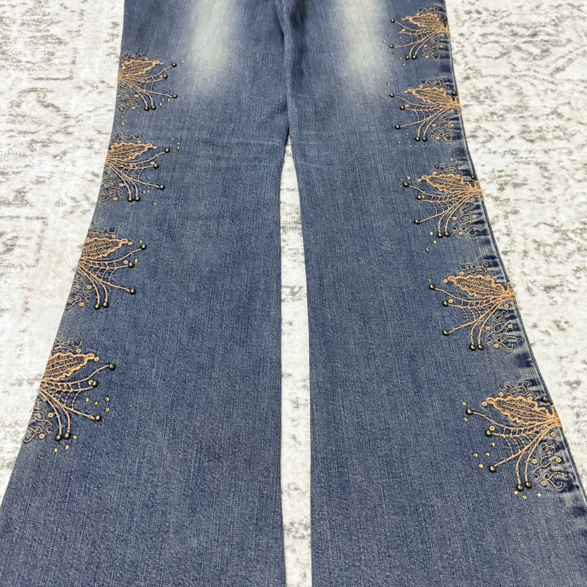 Japanese Brand Japanese Brand Boho Hippie Embroidery Studded Flare Jeans Size US 28 / EU 44 - 10 Thumbnail
