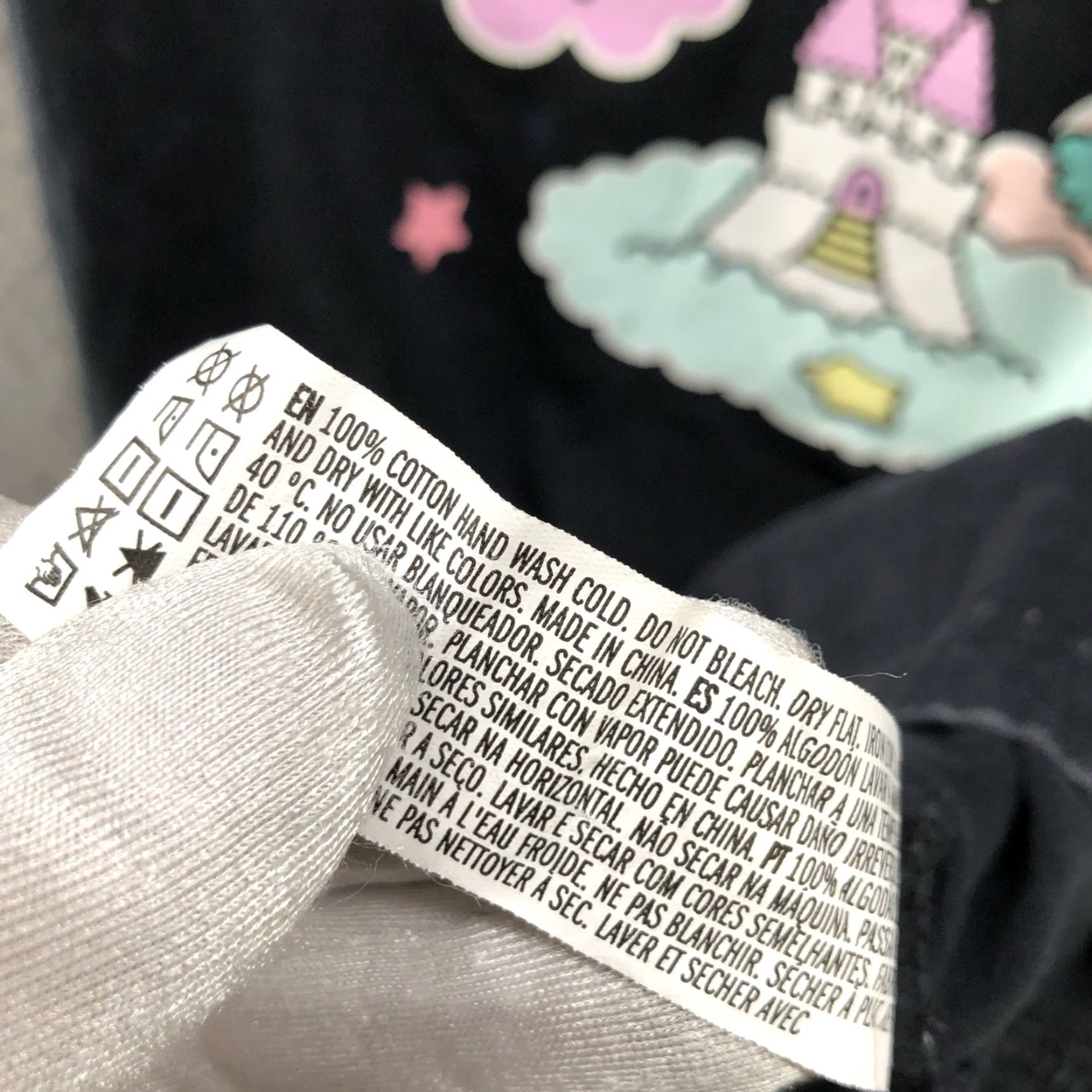 Forever 21 Forever 21 X Hello Kitty Little Twin Stars Oversized Tee Womens S Long Sleeve Black Crewneck Cotton Knit T-Shirt Casual Size S / US 4 / IT 40 - 5 Thumbnail