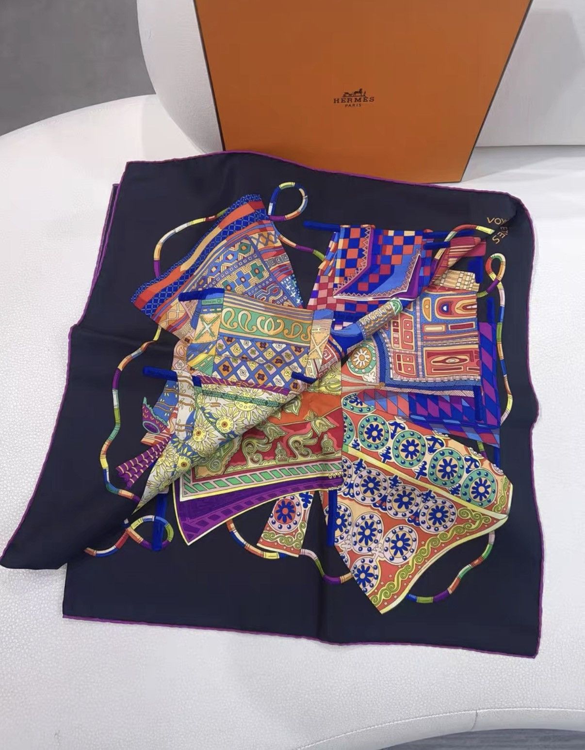 Hermes Hermès Silk Scarf J38 Size ONE SIZE - 4 Thumbnail