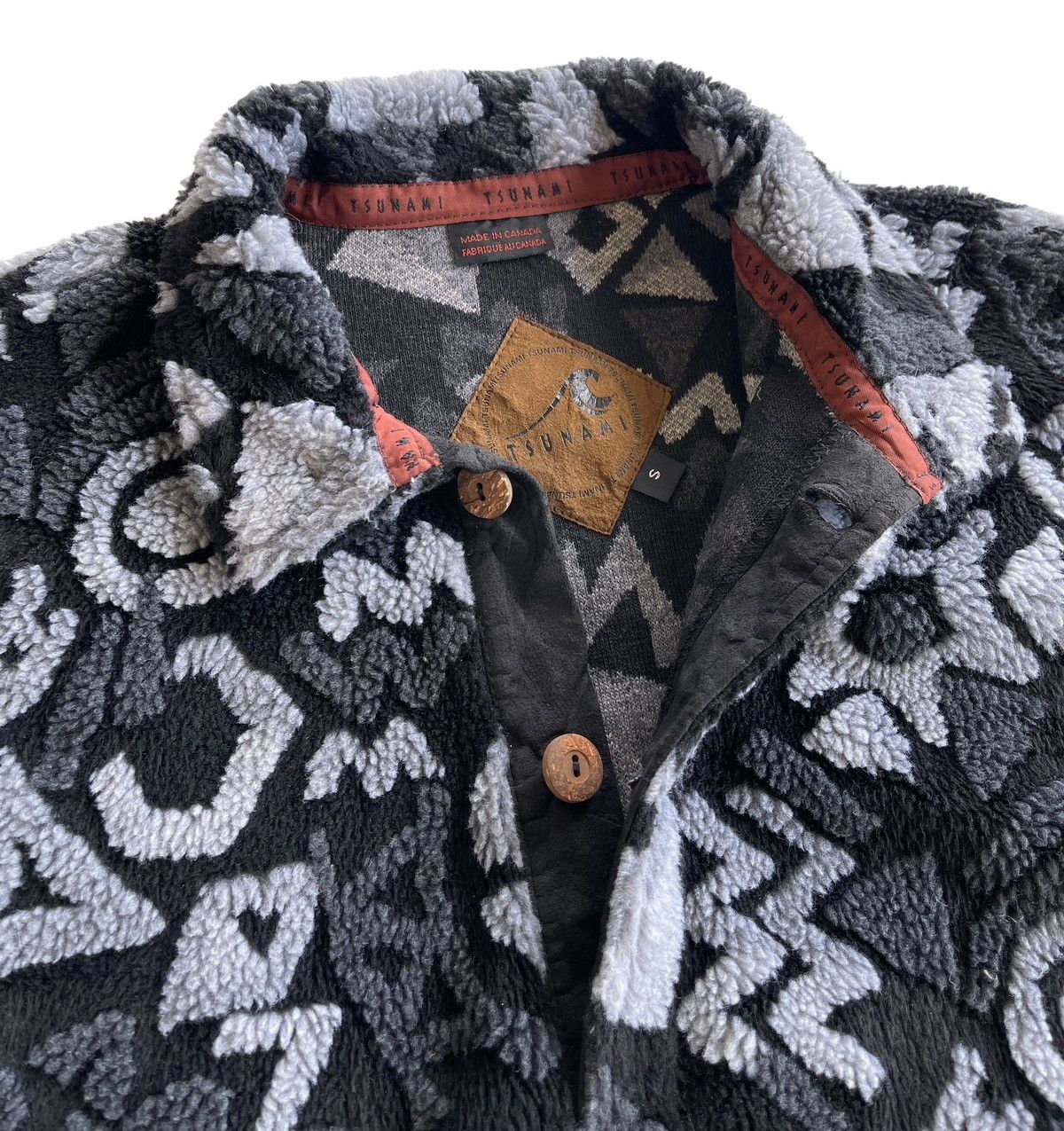 Vintage Vintage Canada Tsunami 3D Print Fleece Pullover Streetwear Size US S / EU 44-46 / 1 - 7 Thumbnail