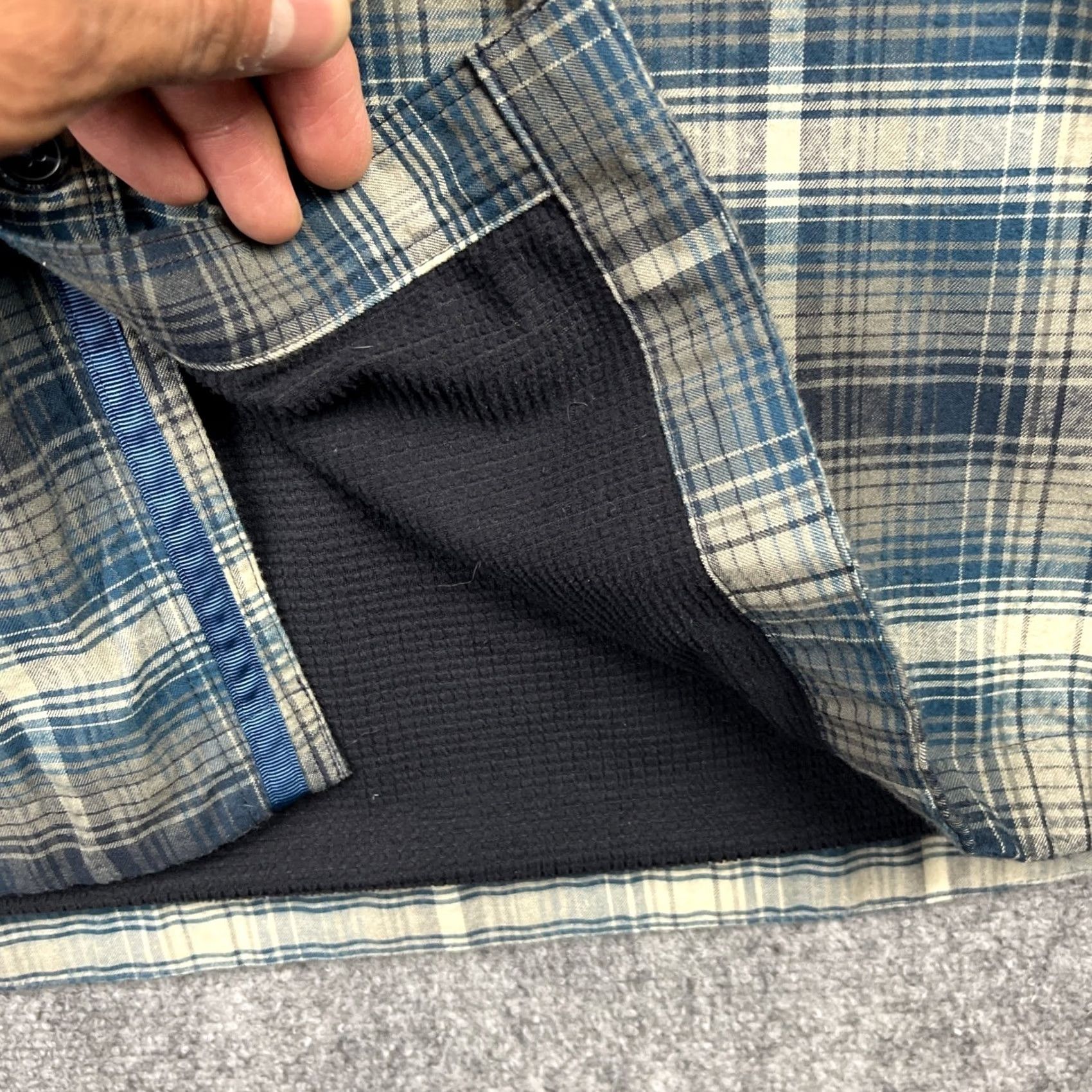Vintage Simms Fishing Shirt Mens 2XL Flannel Plaid Thermal Waffle Lined Shacket Button Size US XXL / EU 58 / 5 - 7 Thumbnail