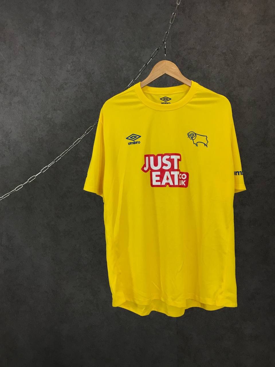 Umbro Derby County soccer jersey sportswear Umbro tee Size US XXL / EU 58 / 5 - 1 Thumbnail