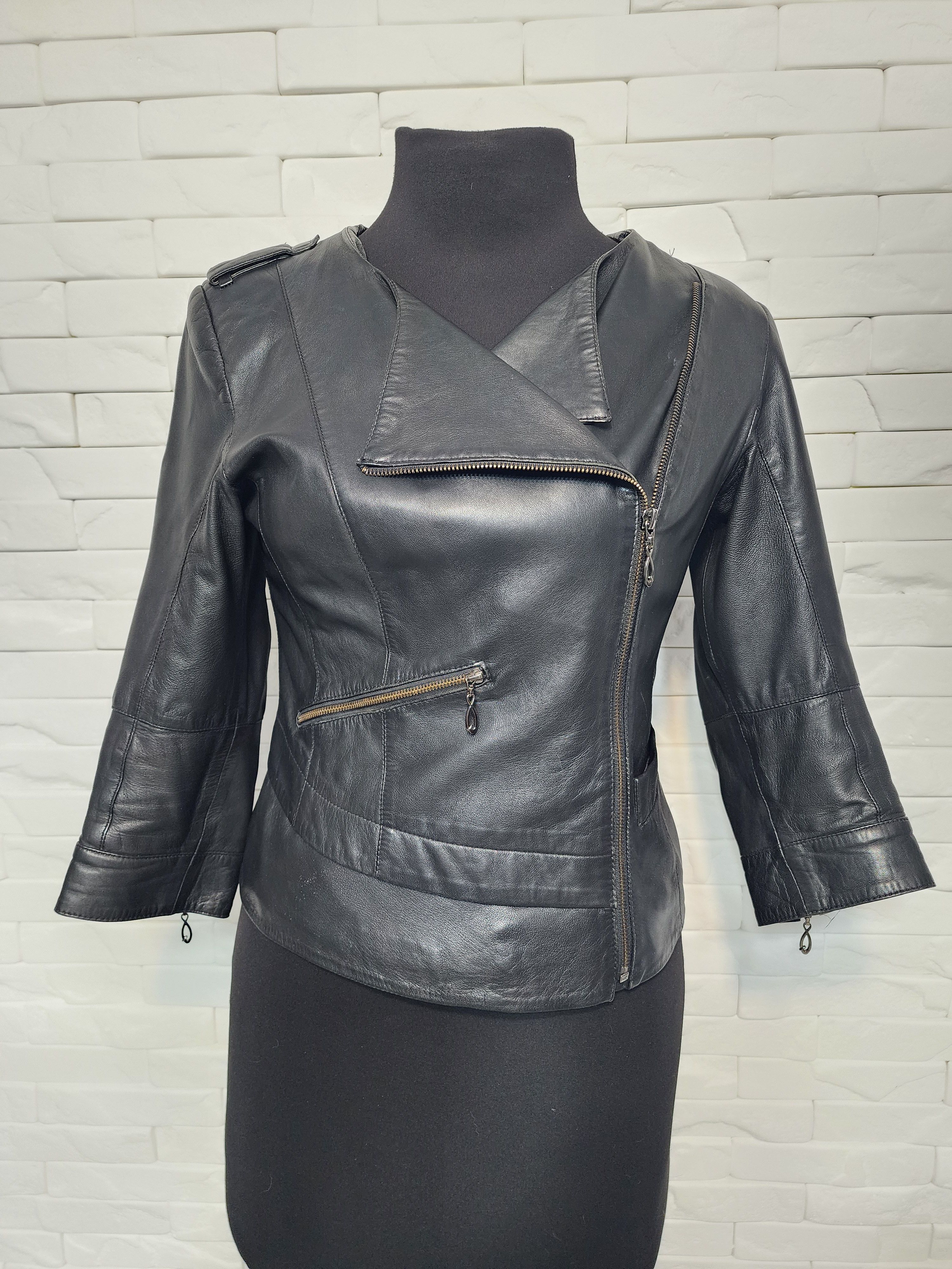 Designer Black Genuine Leather Jacket Size M / US 6-8 / IT 42-44 - 1 Thumbnail