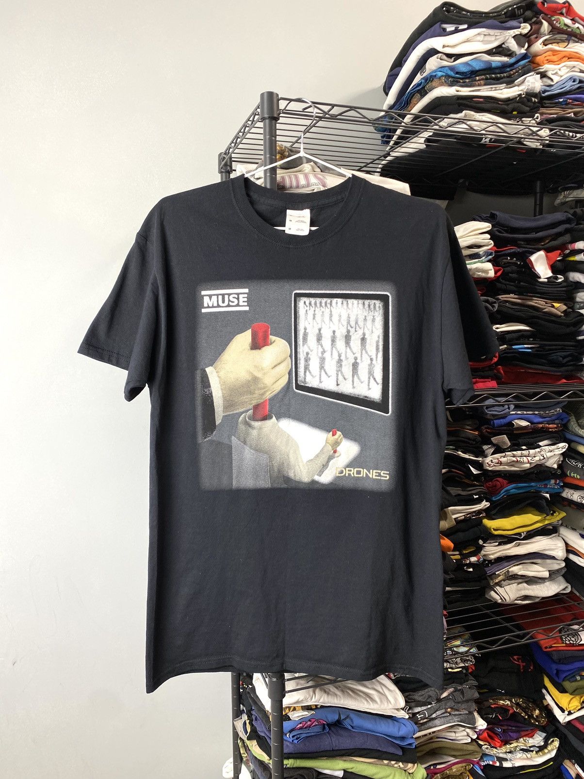 Band Tees × Vintage Vintage Style Muse Drones Tour Rock Band T Shirt Size US M / EU 48-50 / 2 - 1 Thumbnail