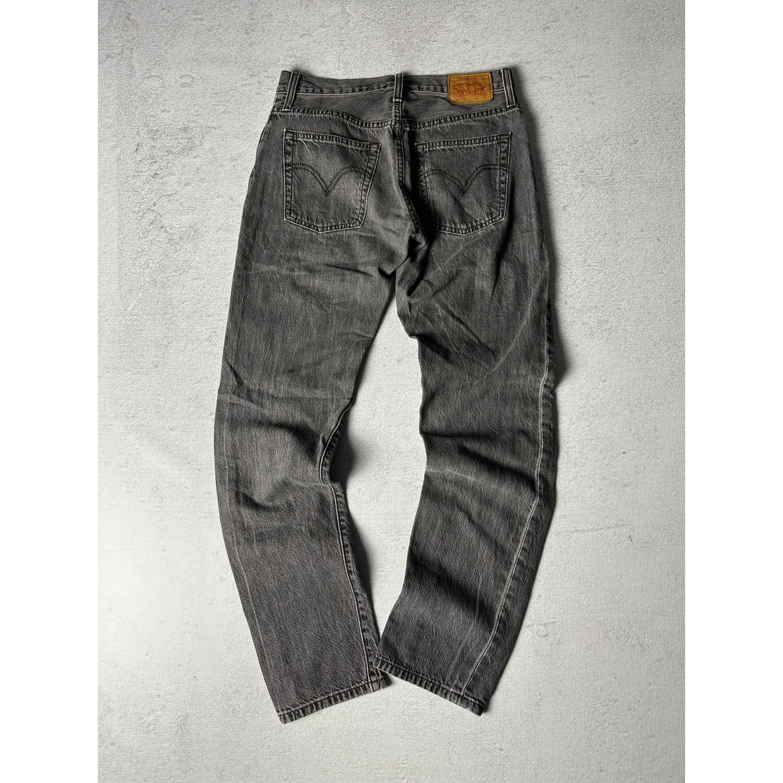 Levi's Vintage Levi's 501 Jeans For Women - 30W x 31L Size Size 30" / US 8 / IT 44 - 2 Thumbnail