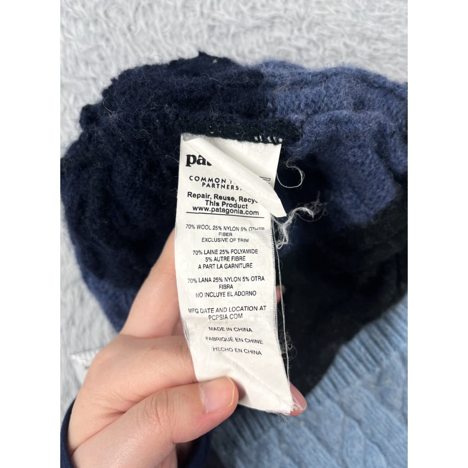 Patagonia Patagonia Beanie Womens One Size Blue Stripe Knit Wool Blend Camp Pom Hat/Cap, Beanie, Outdoor, Ski, Camp, Hiking, 90s? Size ONE SIZE - 8 Thumbnail