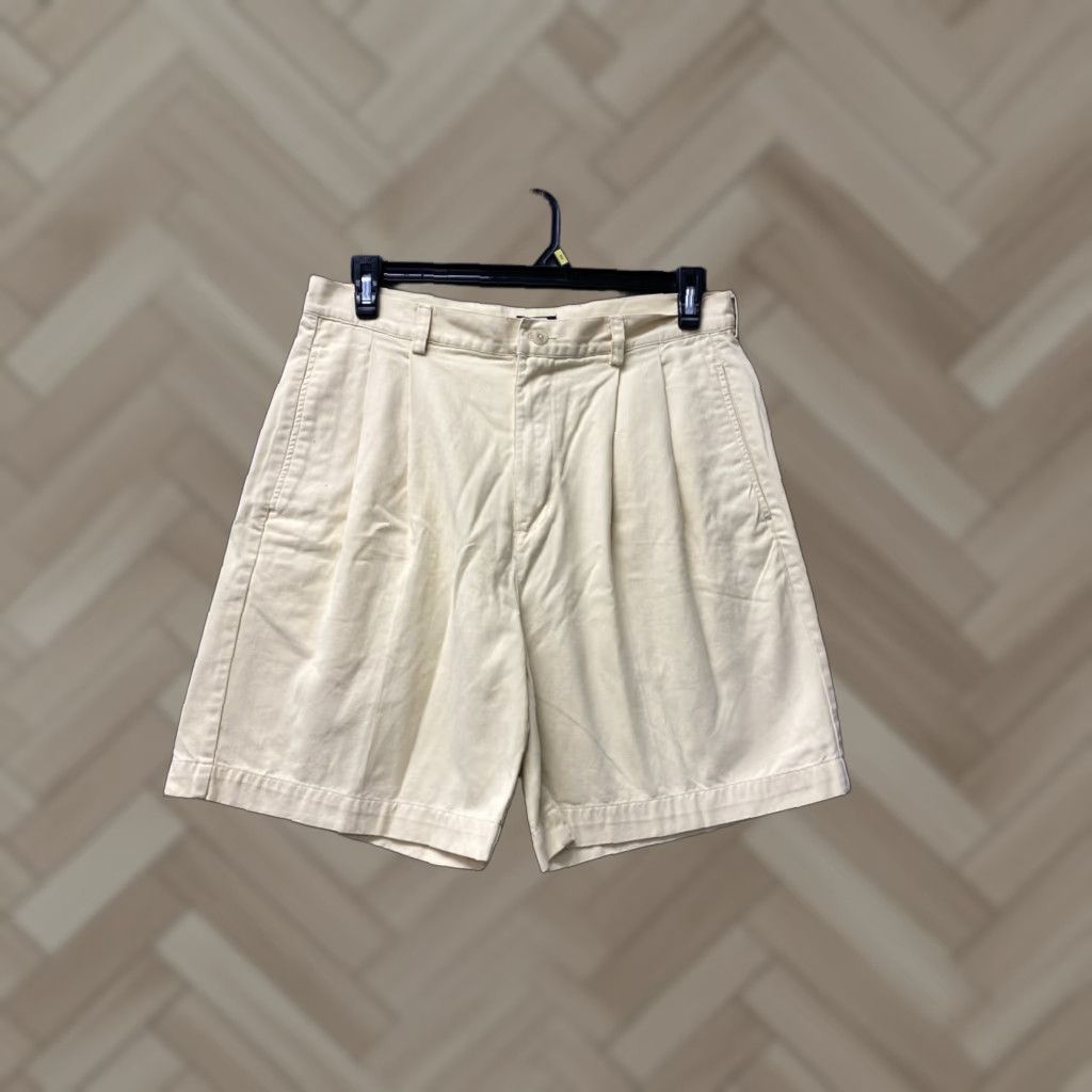 Izod VINTAGE Izod Mens Chino Shorts Casual Travel Cotton Size 34 Yellow Summer Size US 34 / EU 50 - 1 Thumbnail