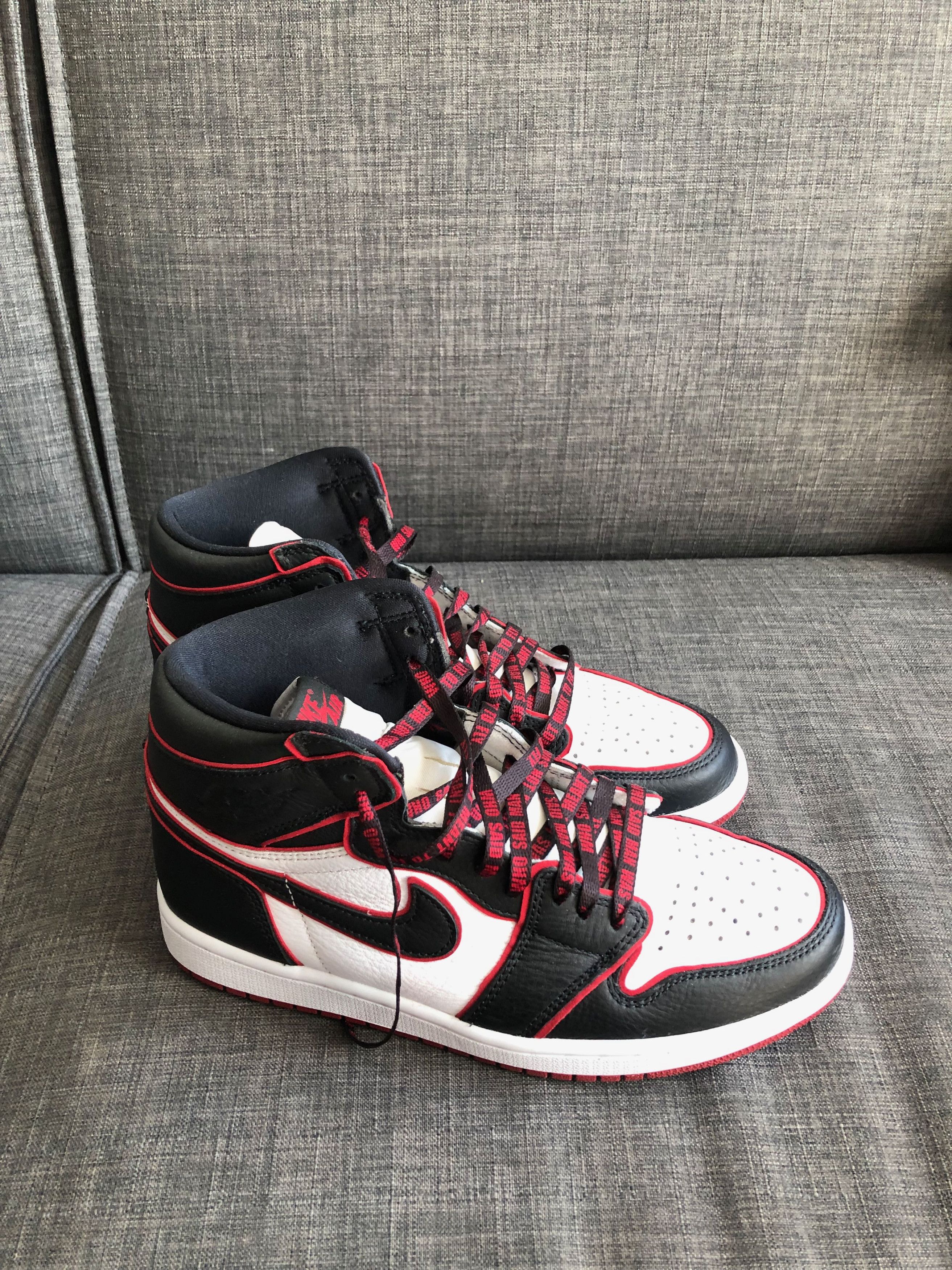 bloodline jordan 1