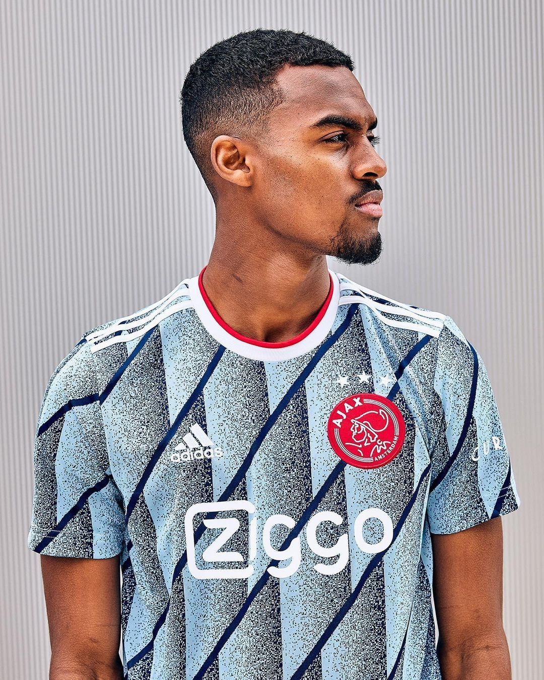Adidas Mens Adidas AJAX Amsterdam 20/21 Away Football Soccer Jersey Size US L / EU 52-54 / 3 - 2 Thumbnail