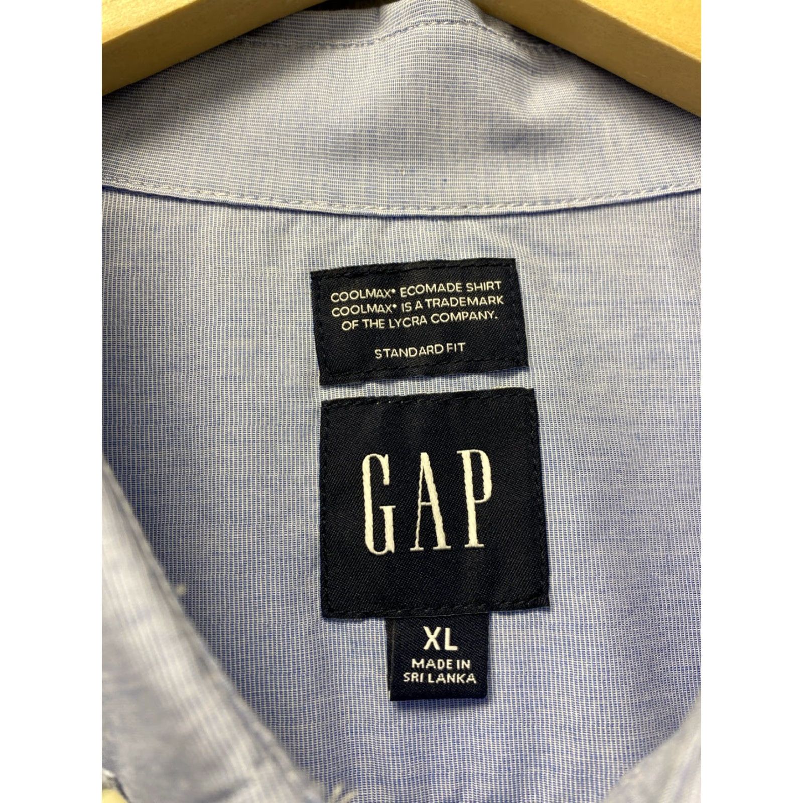 Gap VINTAGE? Wait the item isn't vintage. The Gap Blue Button-Down Shirt XL Lightweight Men Regular Long Sleeve - Button-Up Collar - Solid Blue Size US XL / EU 56 / 4 - 3 Thumbnail