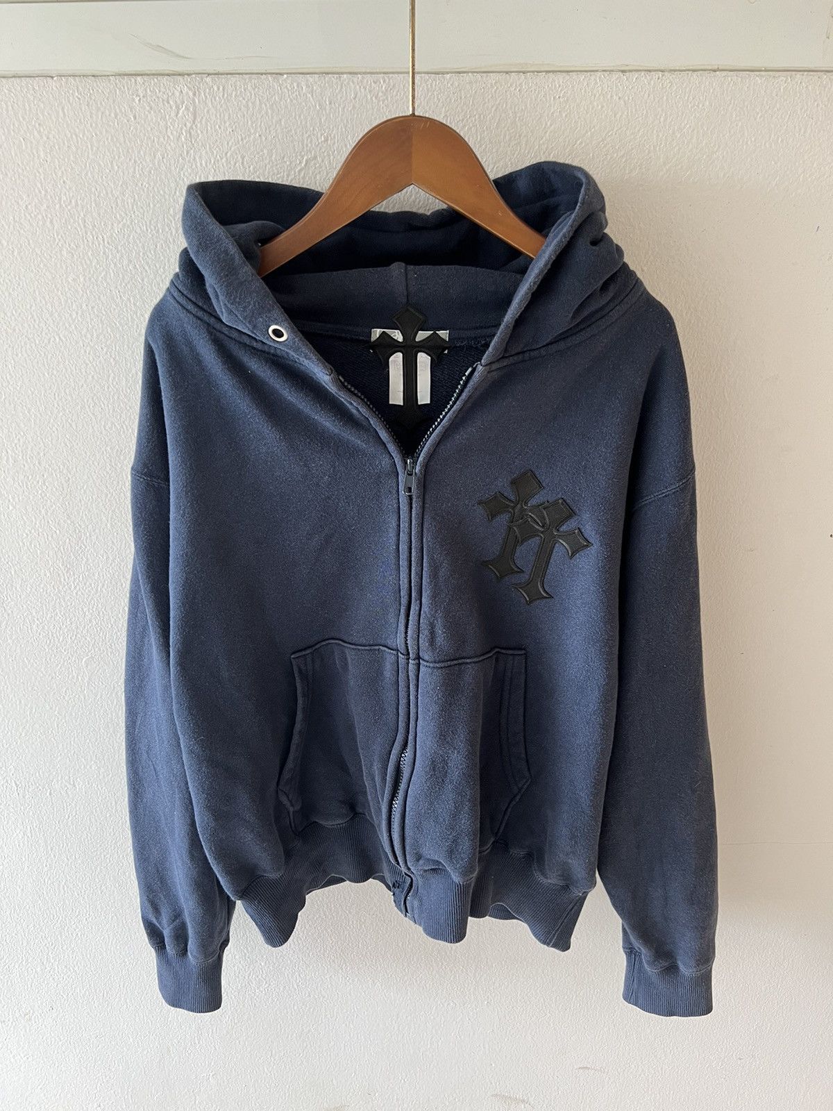 Vintage Patchwork Chrome Hearts Logo Cropped Hoodie Zip Up Size US S / EU 44-46 / 1 - 12 Thumbnail