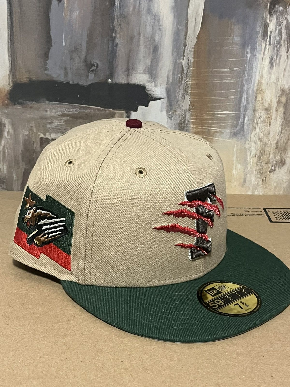 image of Hat Club x Myfitteds 7 5/8 Myfitteds Fresno Grizzlies Freddy Kreuger Dunk Sb in Nightshade, Men's