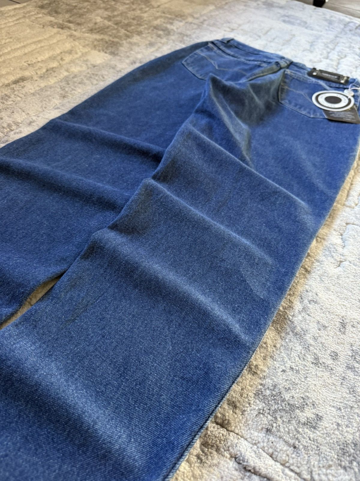 Versace Jeans Couture Versace Jeans Couture Carrot Cut Tappered Jeans Deadstock Size US 28 / EU 44 - 15 Thumbnail