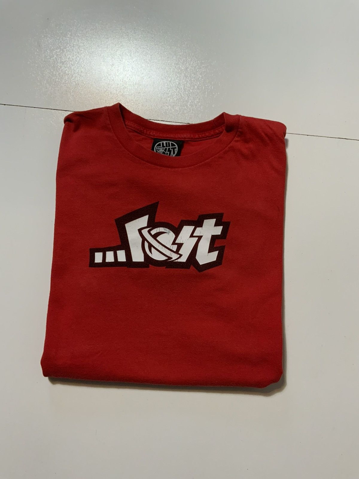 Lost Enterprises Vintage Lost Enterprises Skateboarding …Lost Planet T-Shirt Size US M / EU 48-50 / 2 - 1 Thumbnail