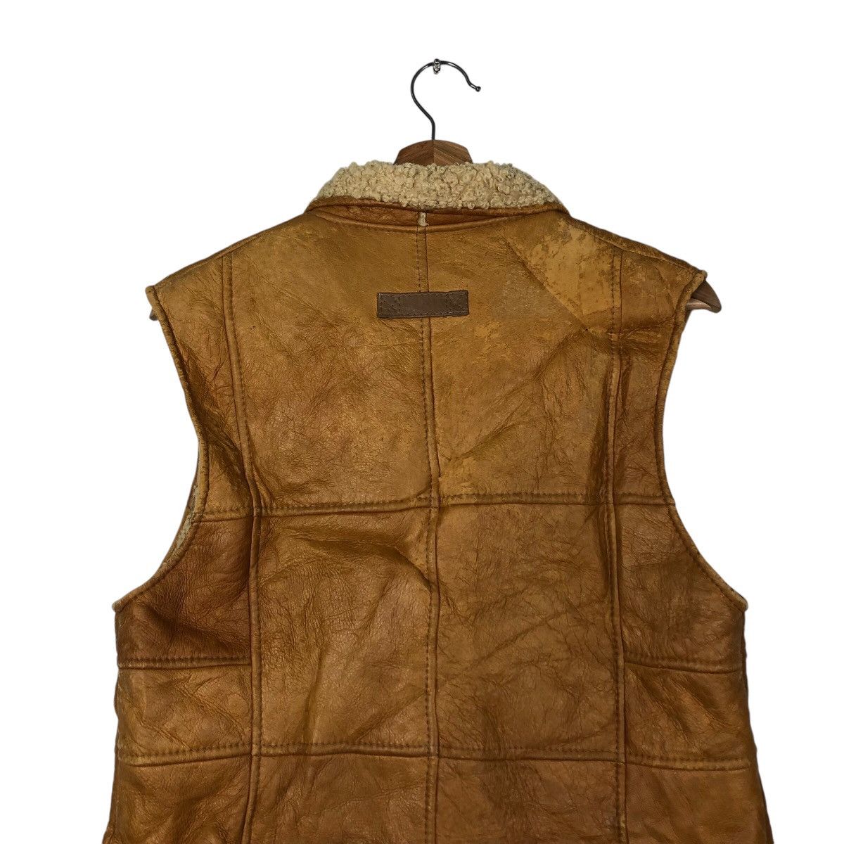 📌Vintage Tank Top Leather Shearling Aotea New Zealand