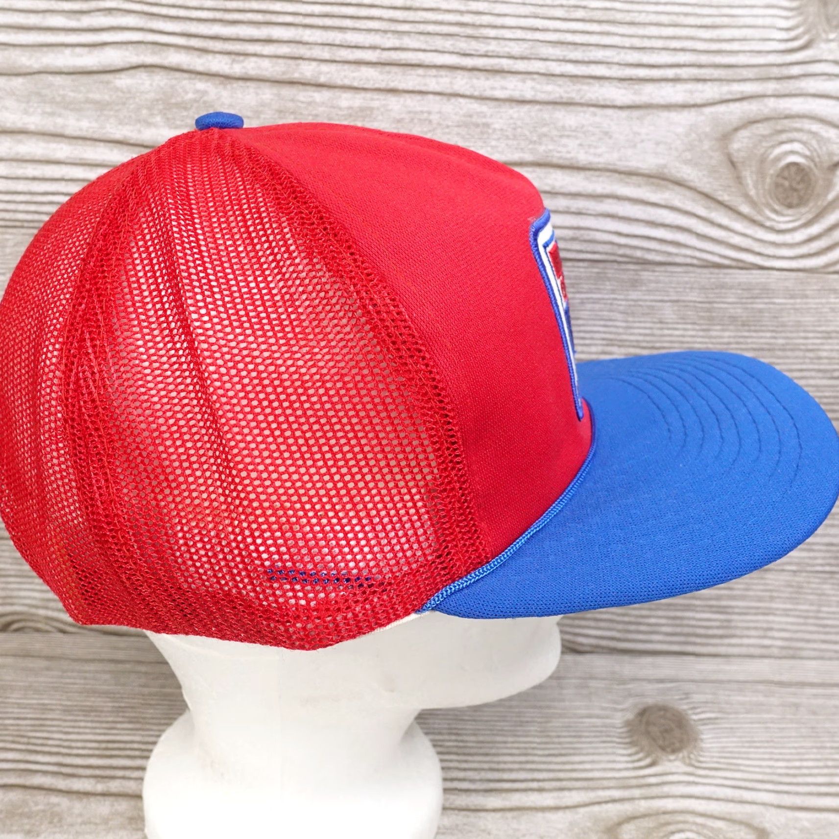 Quest VINTAGE THE PRO CAR QUEST AUTO PARTS RED BASEBALL CAP ADJUSTABLE UNISEX Size ONE SIZE - 6 Thumbnail