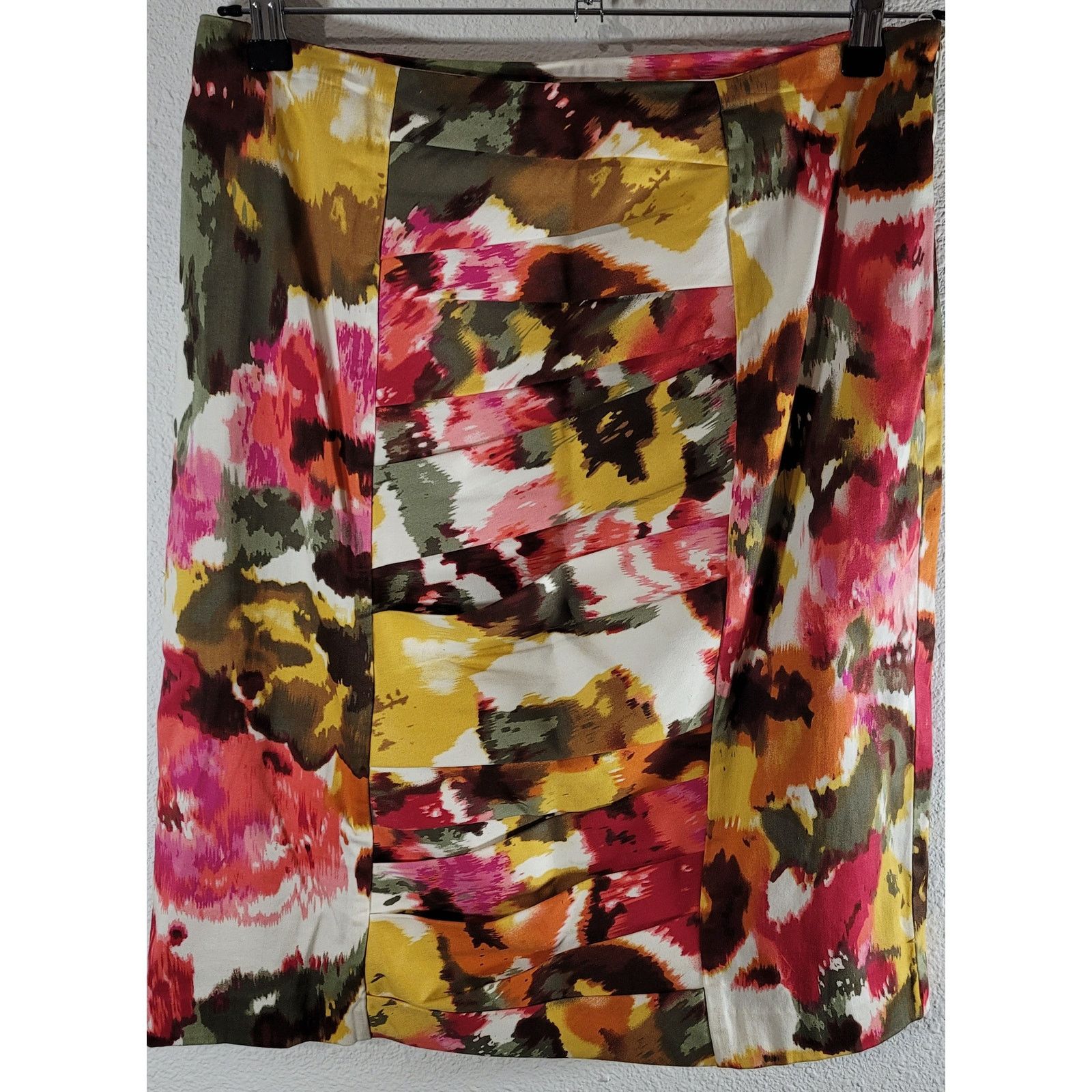 Other Sunny Leigh Green Pink Abstract Pencil Skirt 10 Ruched Size 32" / US 10 / IT 46 - 1 Thumbnail
