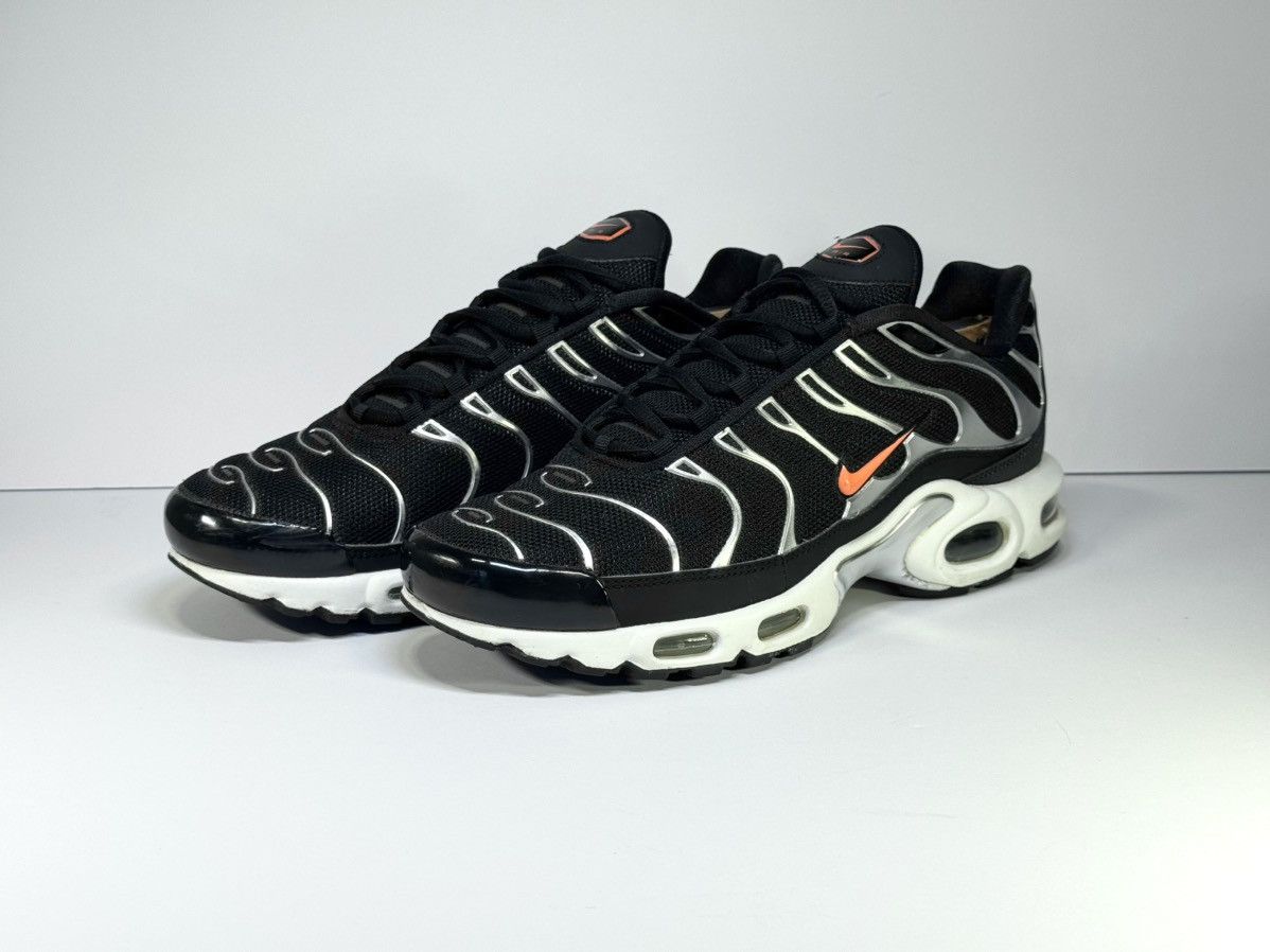 Nike Nike Air Max TN Plus OG Black Orange Metallic Size US 9 / EU 42 - 2 Thumbnail