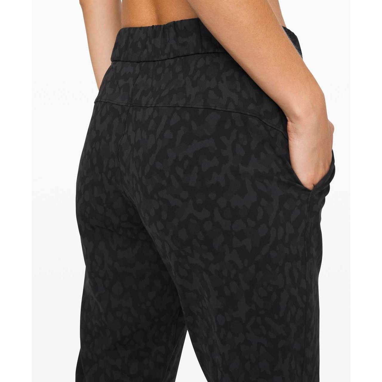Lululemon Lululemon On the Fly 7/8 Pant Formation Camo Deep Coal Gray Size 32" / US 10 / IT 46 - 10 Thumbnail