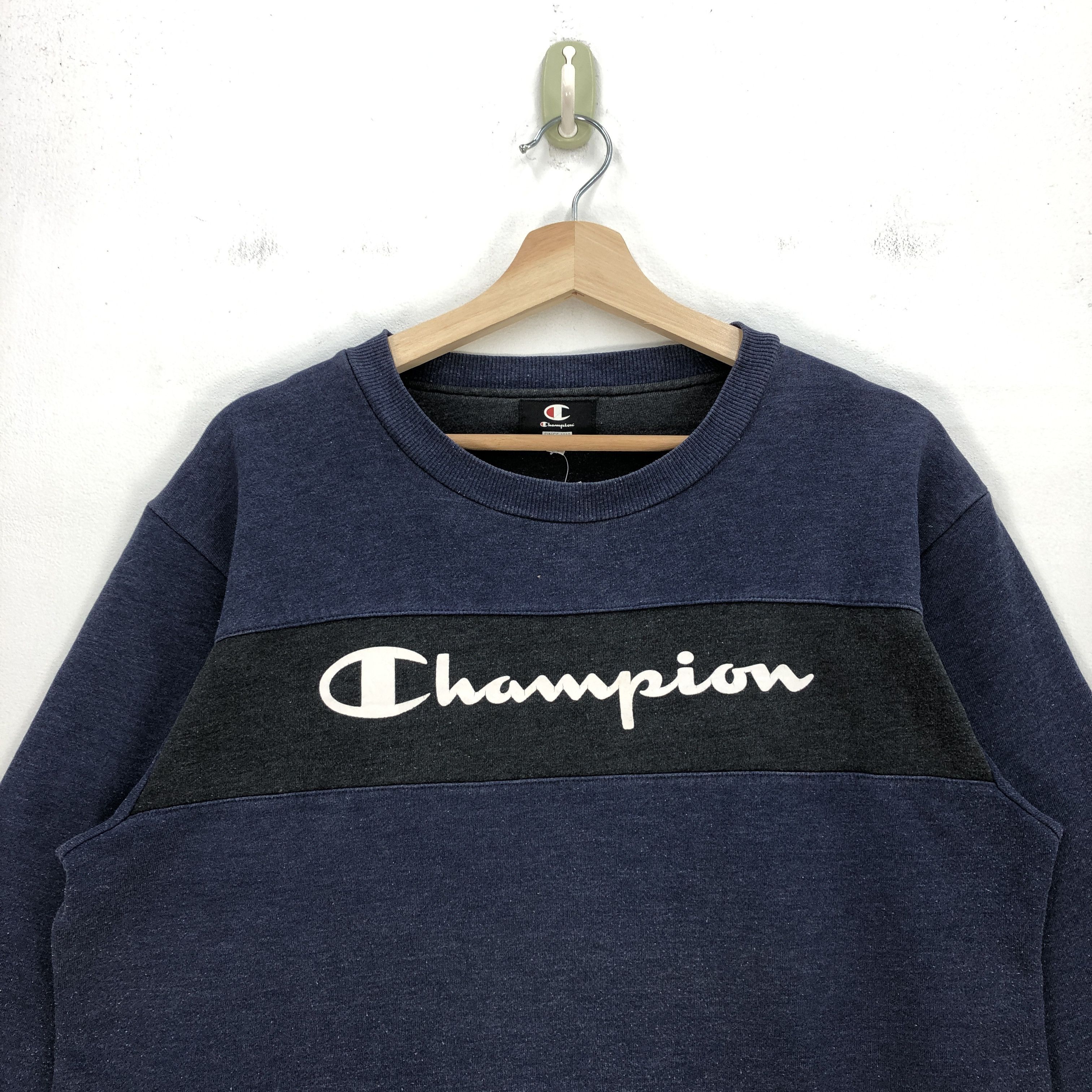 Japanese Brand Vintage Y2K Champion Sweatshirt Champion Script Sweater Size US L / EU 52-54 / 3 - 2 Thumbnail